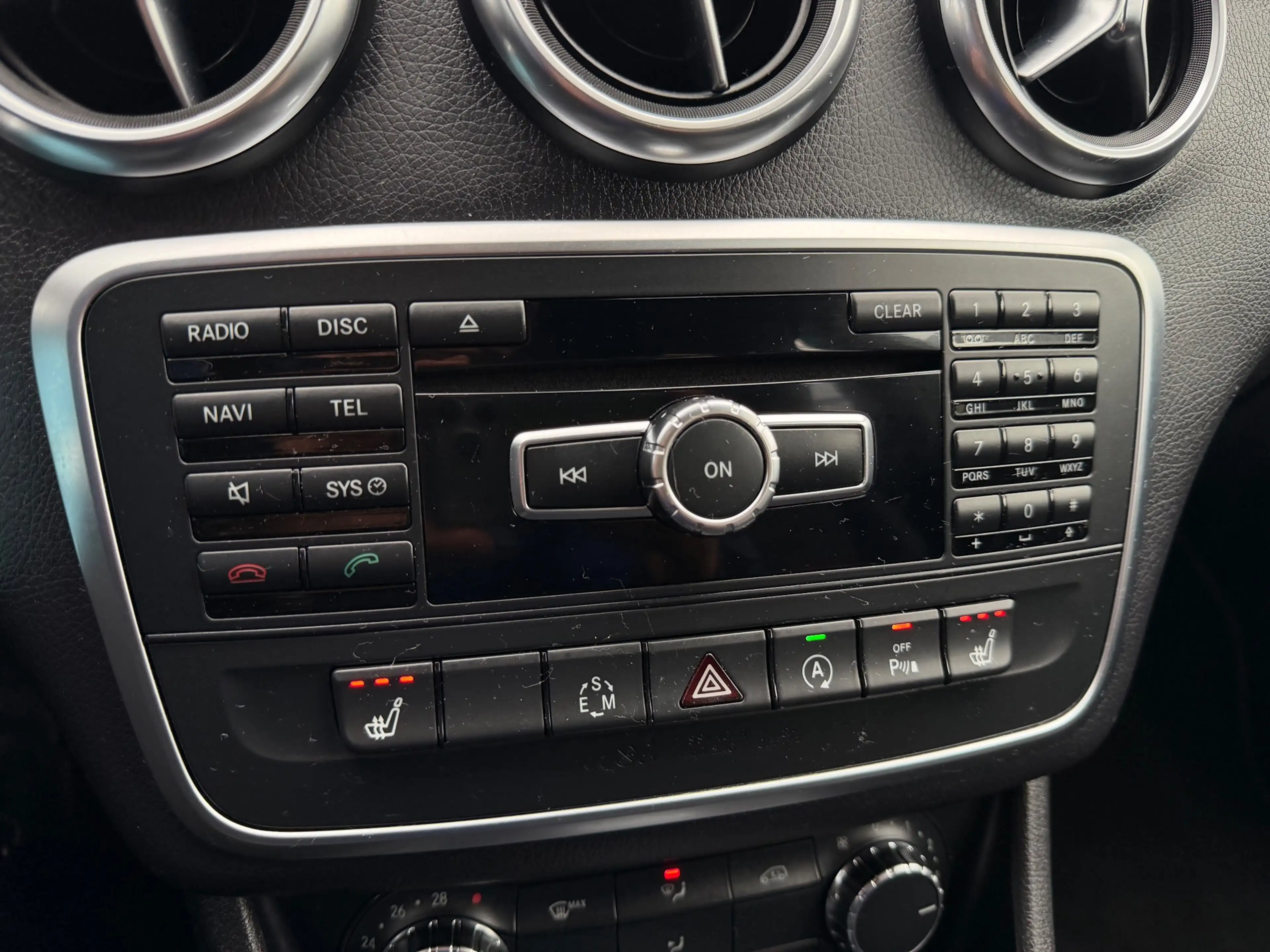 Mercedes-Benz A 180 Prestige Aut/Navi/Cruise/Xzenon/Leer/lichtmetalen — photo 14