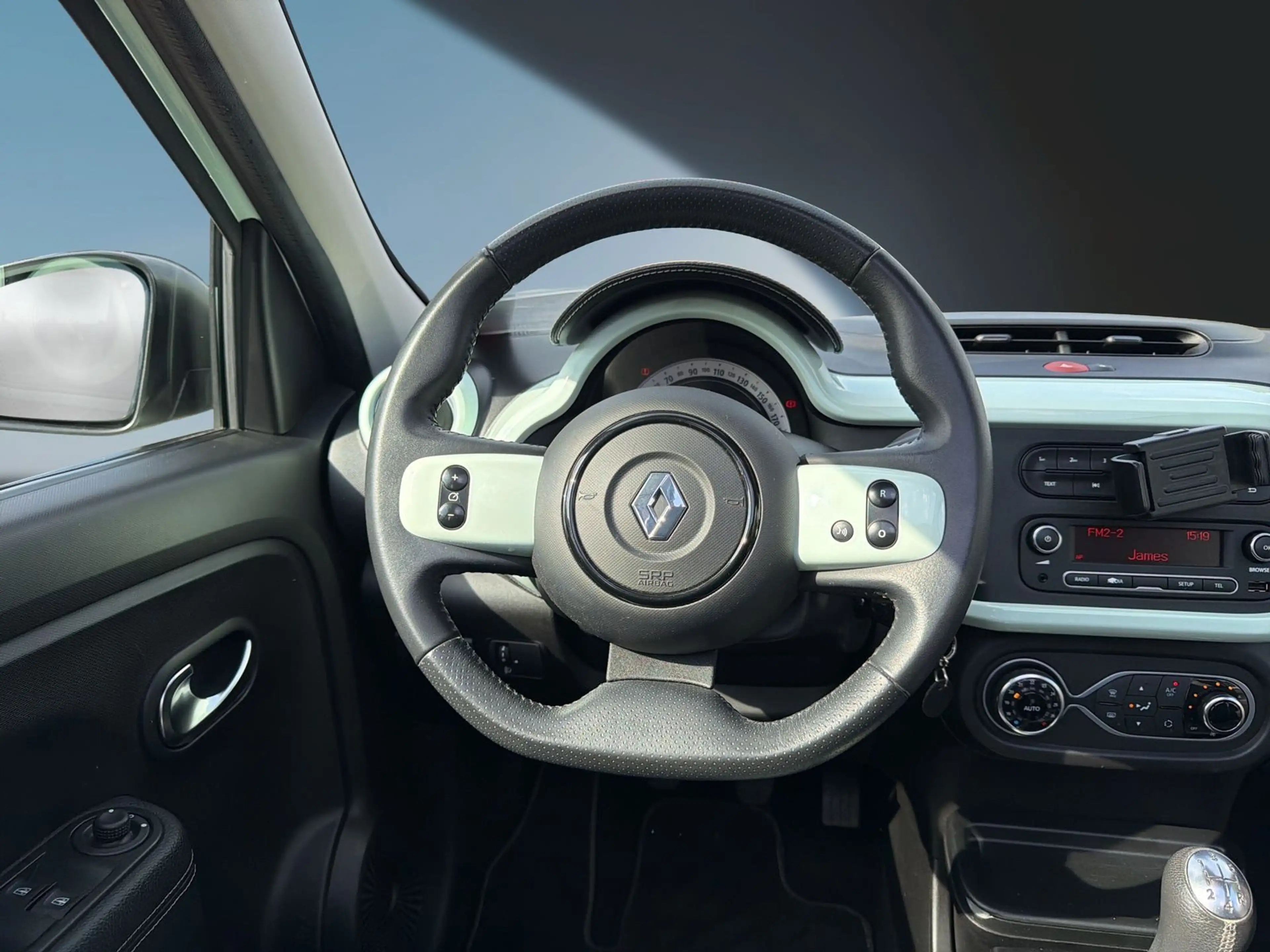 Renault Twingo 1.0 SCe 70 La Parisienne FALTDACH/TEMPOMA — photo 14