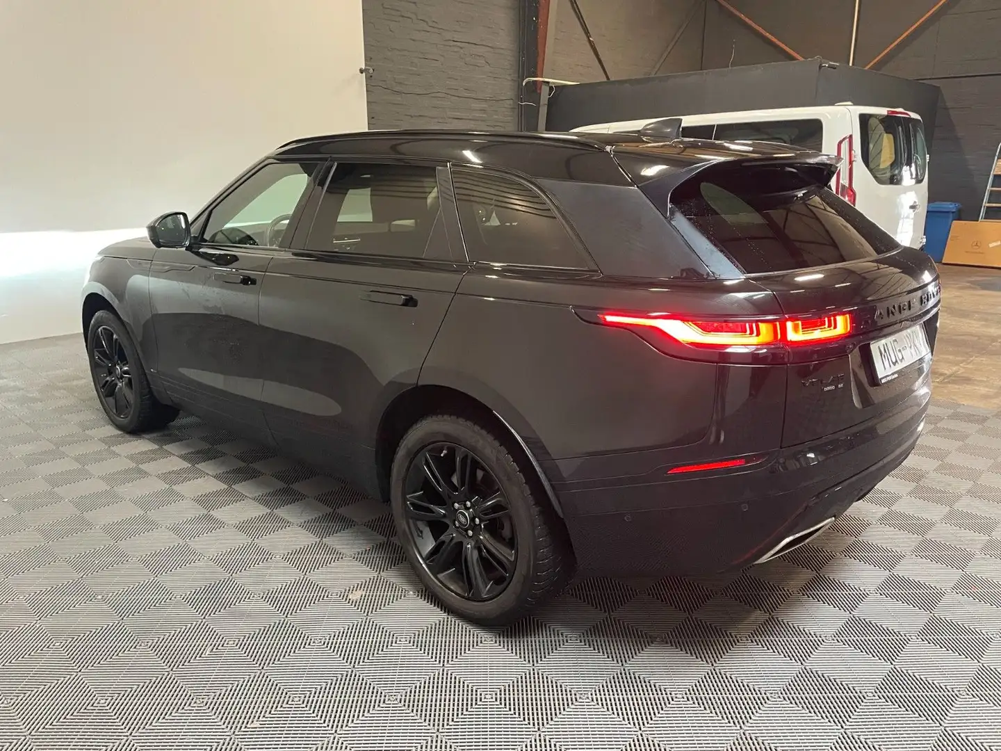 Land Rover Range Rover Velar R-Dynamic SE 3.0 *ACC-360°HuD* Noir - 2