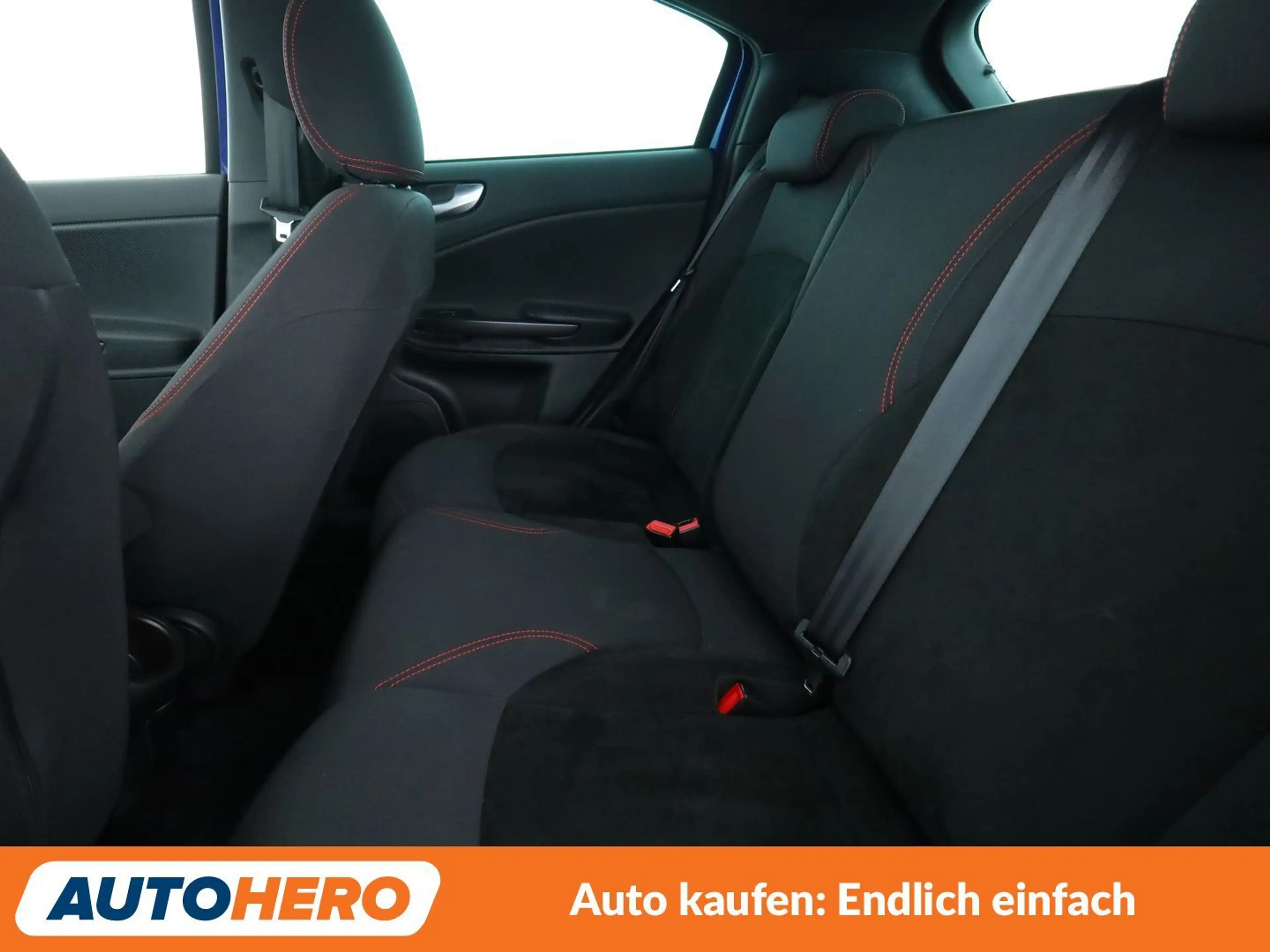 Alfa Romeo Giulietta 1.4 Turbo Sprint *PDC*SHZ*ALU*KLIMA* — photo 14