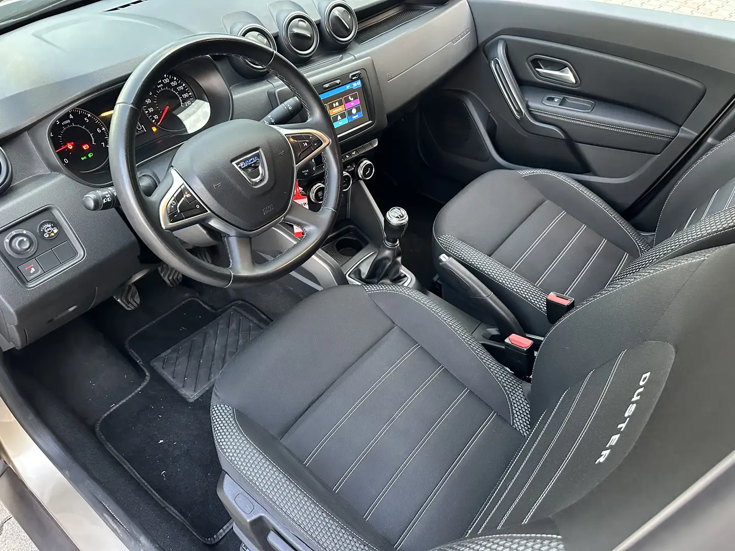 Dacia Duster 1.0 tce 15th Anniversary Eco-g 4x2 100cv - 2