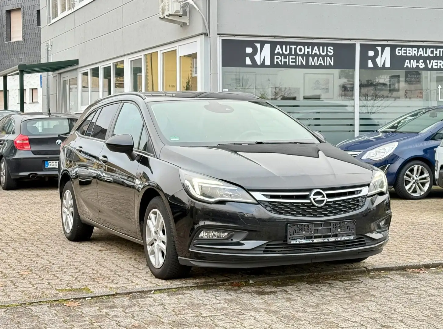 Opel Astra K Sports Tourer Edition Start/Stop Schwarz - 1