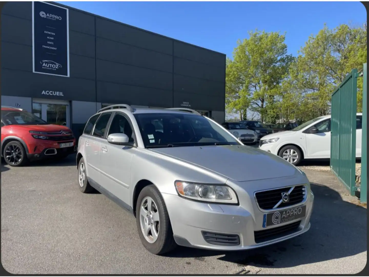 Volvo V50 V50 1.6 - 100 Kinetic Gris - 1