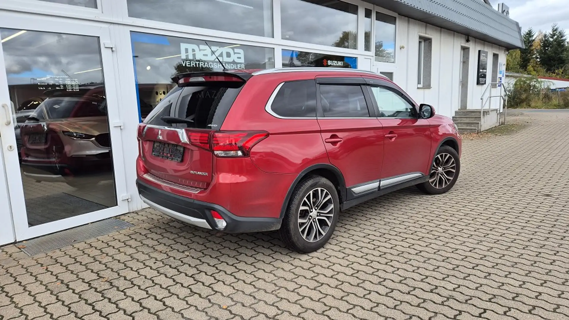 Mitsubishi Outlander (GF0/GG) Star+ 4WD Rot - 2