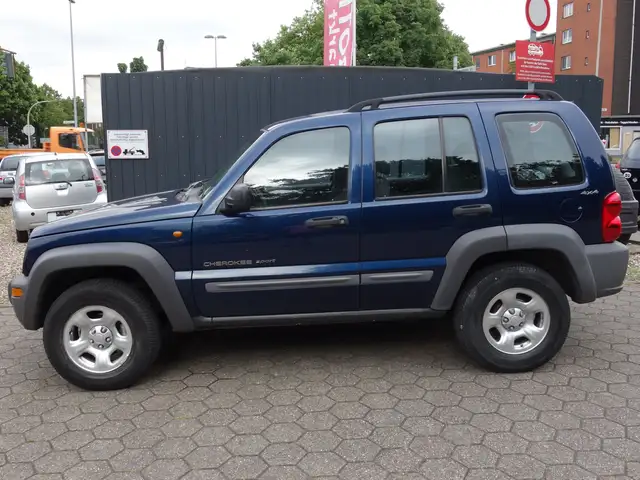 Jeep Cherokee 2.5 CRD Sport 4x4  TÜV 11.2027 AHK 3270 kg