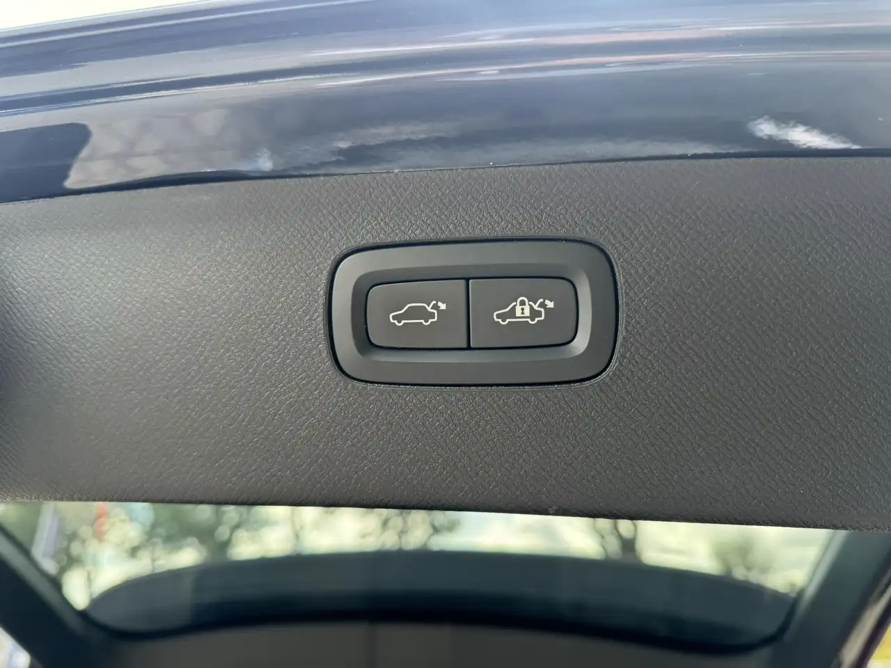 Volvo XC90 2.0 T8 Recharge AWD Ultimate Bright 455pk Luchtver, миниатюра 29