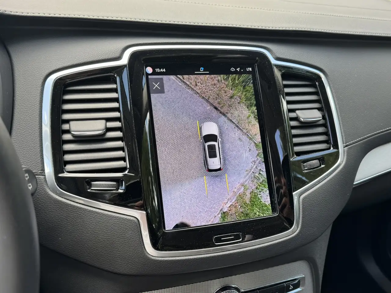 Volvo XC90 2.0 T8 Recharge AWD Ultimate Bright 455pk Luchtver, миниатюра 8