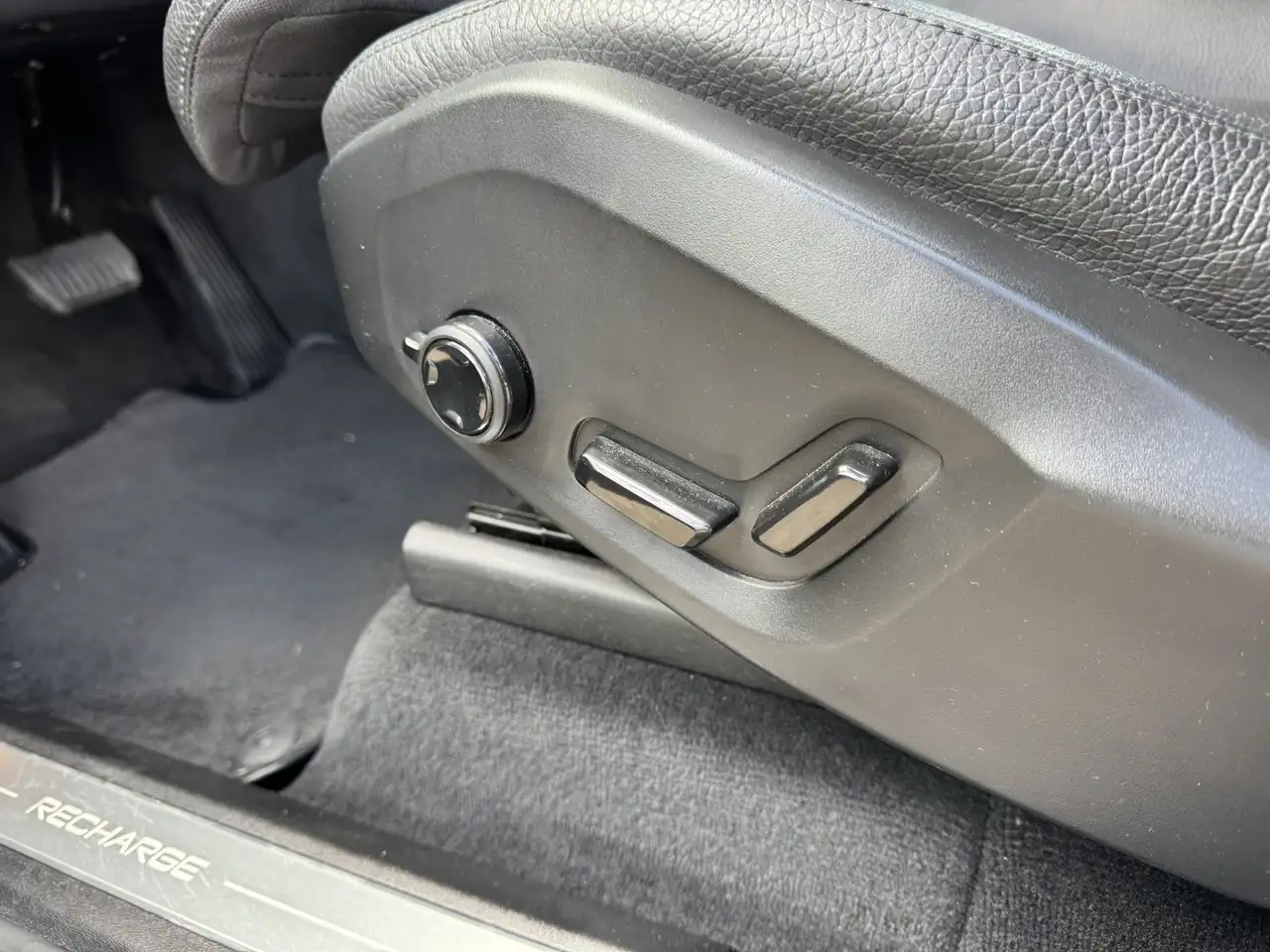 Volvo XC90 2.0 T8 Recharge AWD Ultimate Bright 455pk Luchtver, миниатюра 12