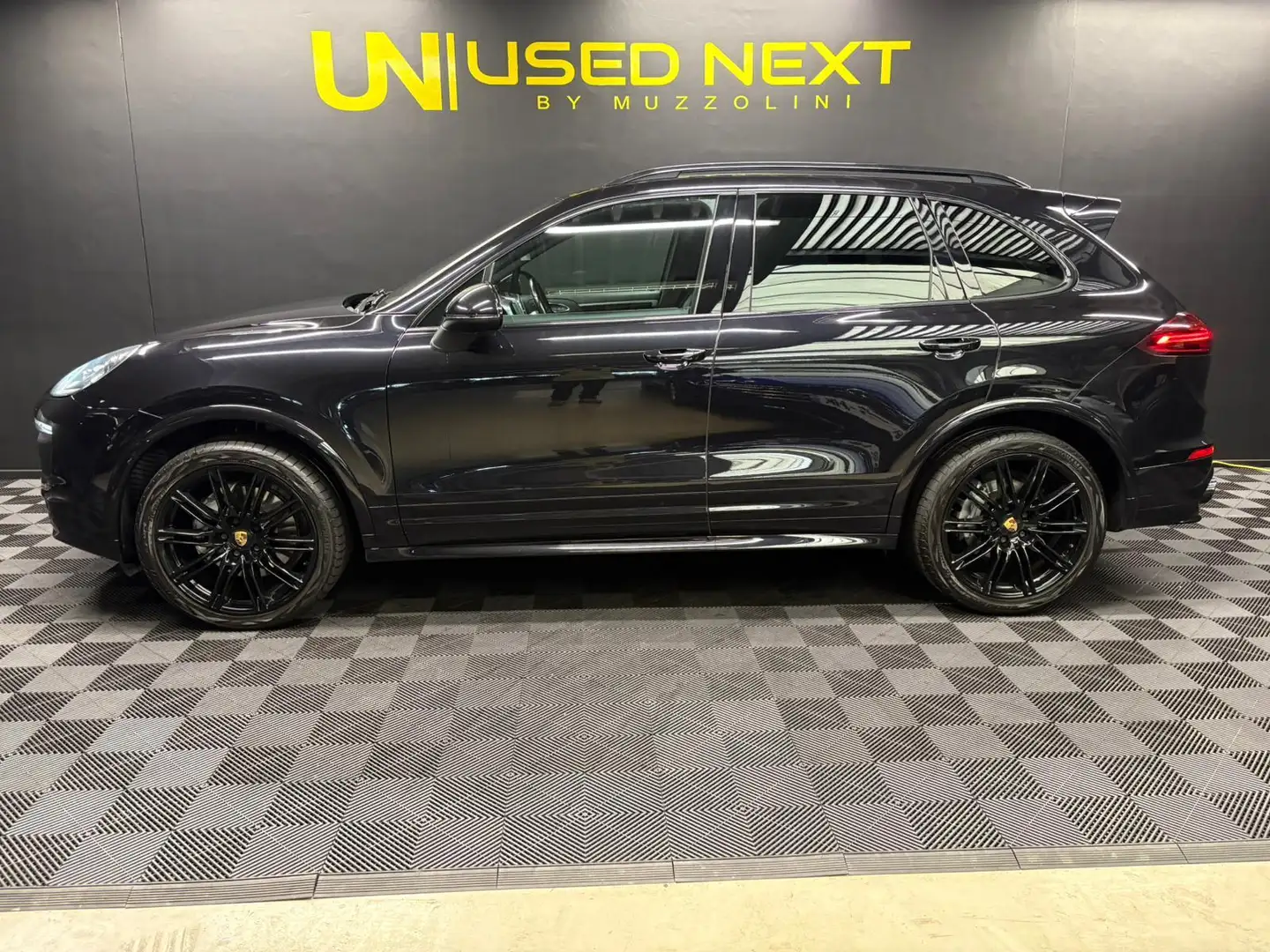 Porsche Cayenne Cayenne S Platinium Edition / PANO / ATTELAGE /... Noir - 2