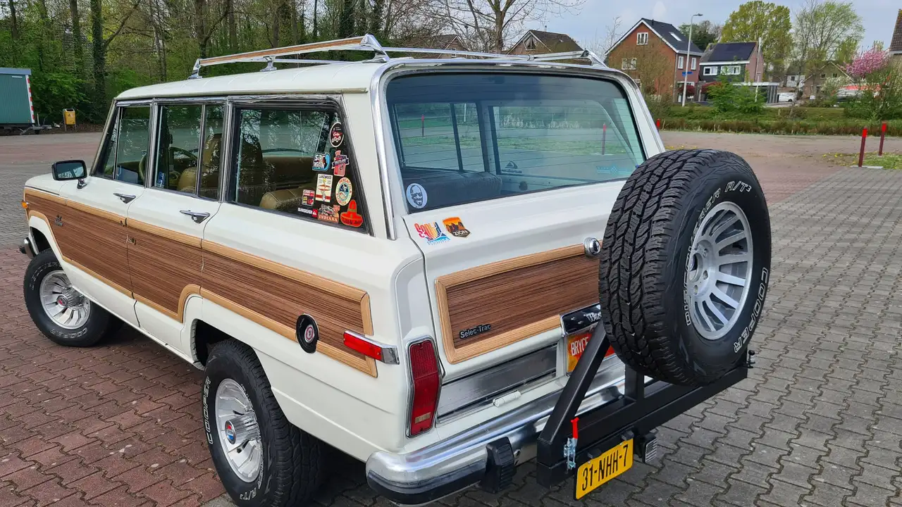 Jeep Wagoneer Limited Wagon 5.9 V8 belastingvrij, foto 5