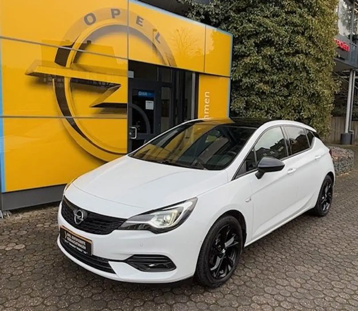 Opel Astra K Lim. 5-trg. Ultimate Start/Stop - 1