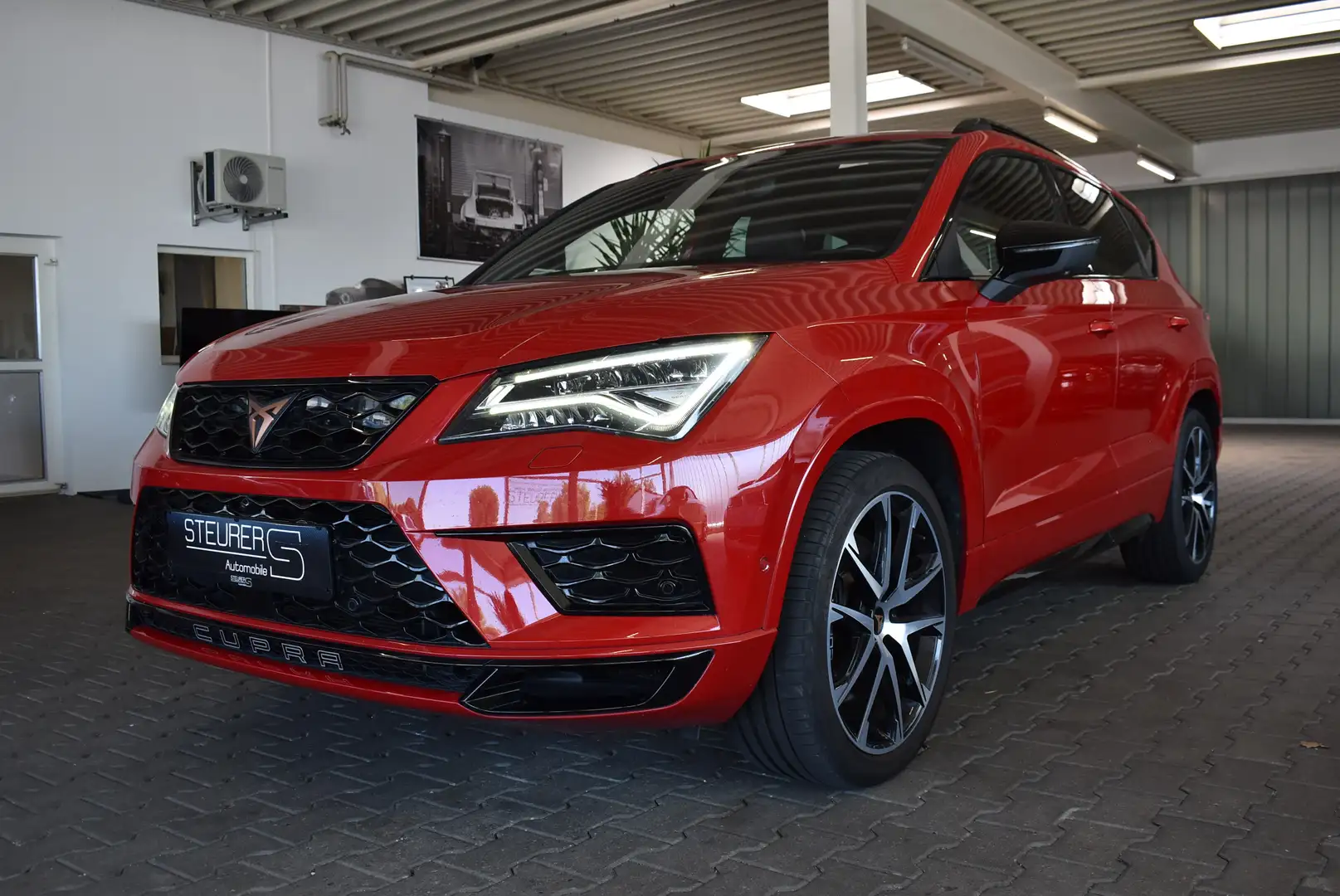 CUPRA Ateca 2.0 TSI 4Drive DSG AHK Pano Winterpkt MTM Rot - 1
