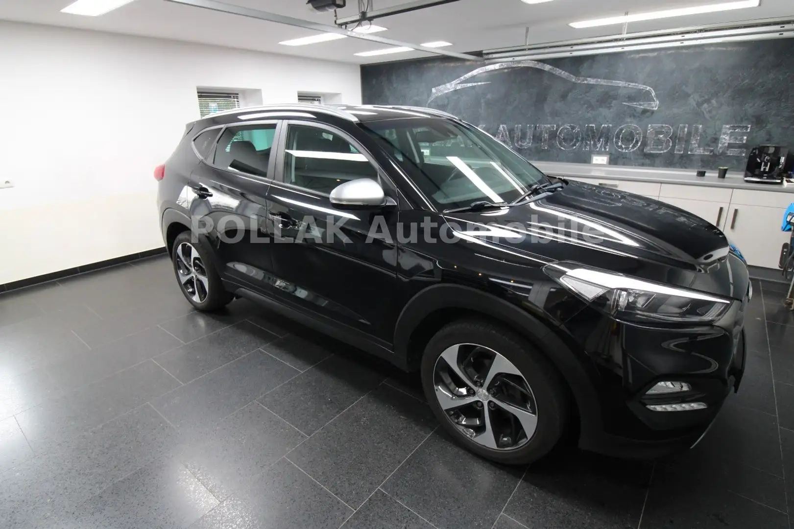 Hyundai TUCSON Advantage*NAVI*SHZ*CAM*MFL*GRA*DAB*LRHZ* Noir - 2