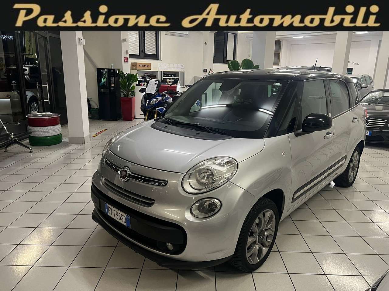 Fiat 500L 500L Living 0.9 t.air t. natural power Lounge 80cv