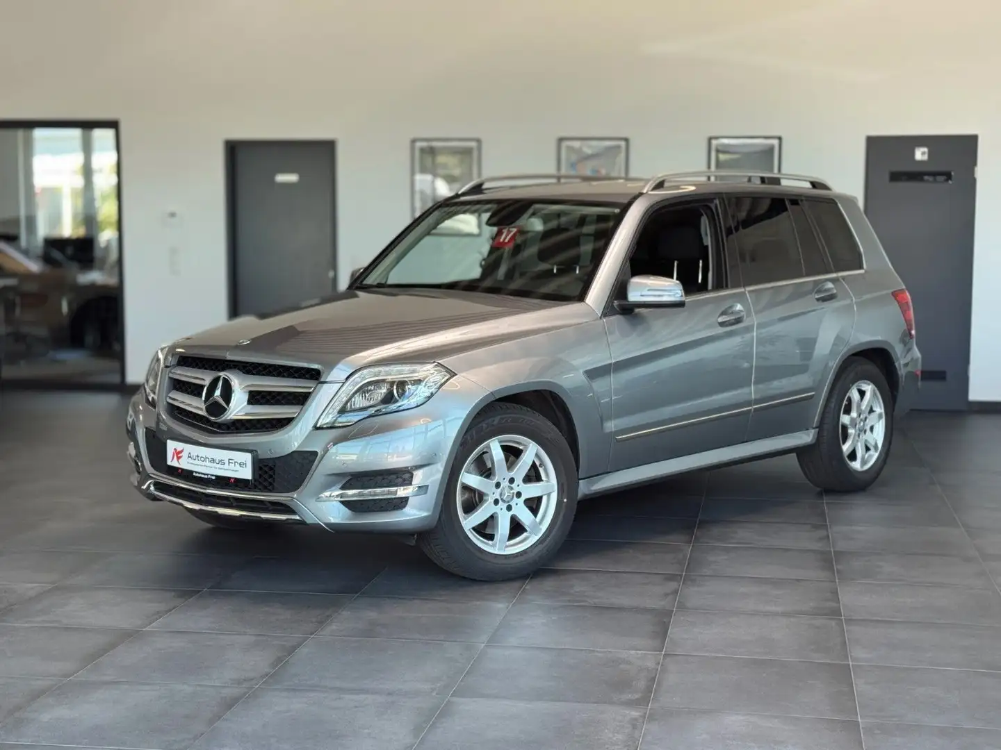 Mercedes-Benz GLK 350 4Matic V6 Premium*Kamera*Memory*AHK* Silber - 2