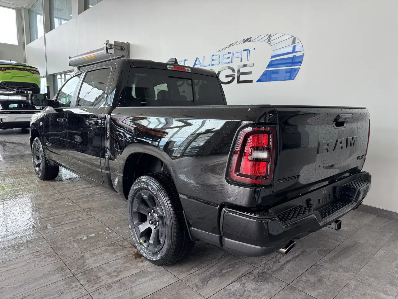 RAM 1500 снимка RAM 1500