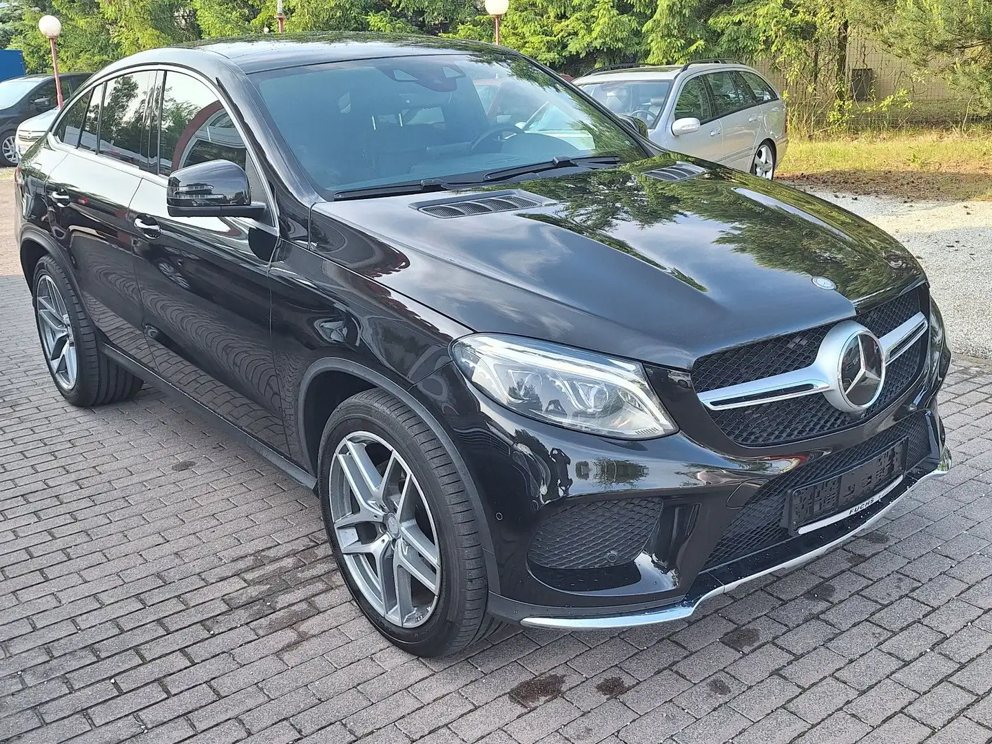 Mercedes-Benz GLE 350 d 4M Coupe´ 2.Hd 360° AMG Harman-Kardon Schwarz - 1