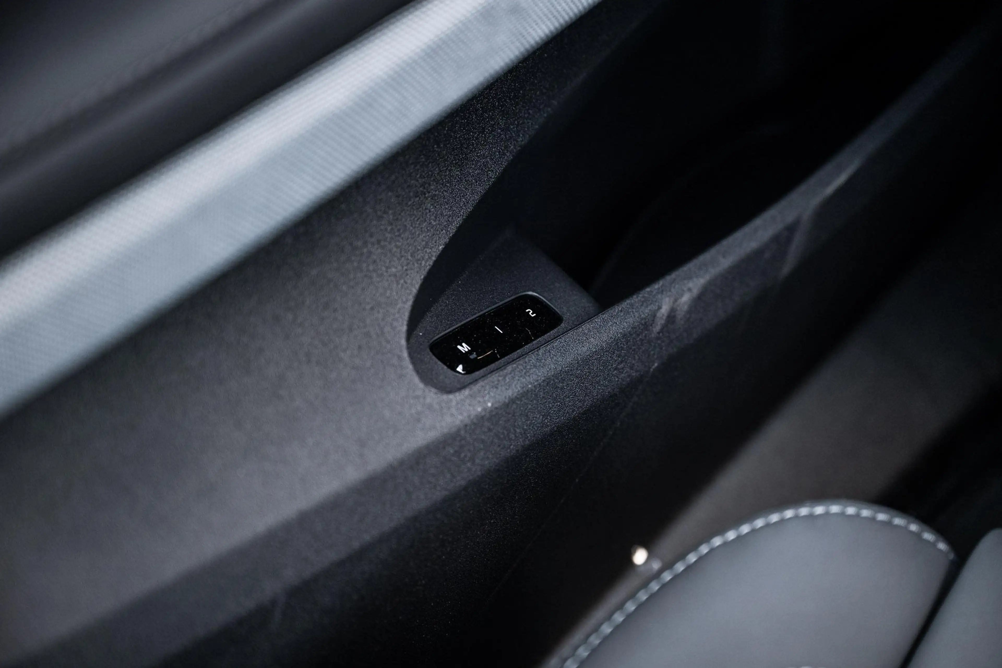 Polestar 2 Long Range Single Motor Prime 82 kWh | Pilot assis — photo 12