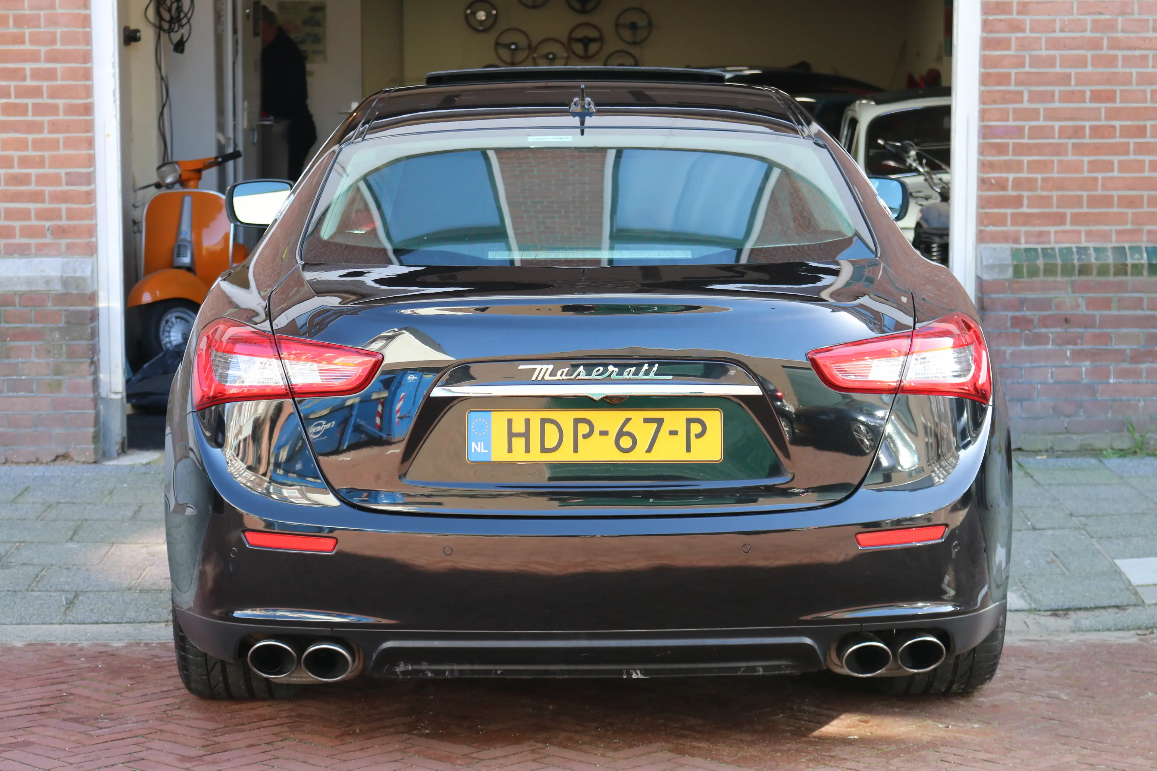 Maserati Ghibli 3.0 Biturbo S Q4 — photo 7