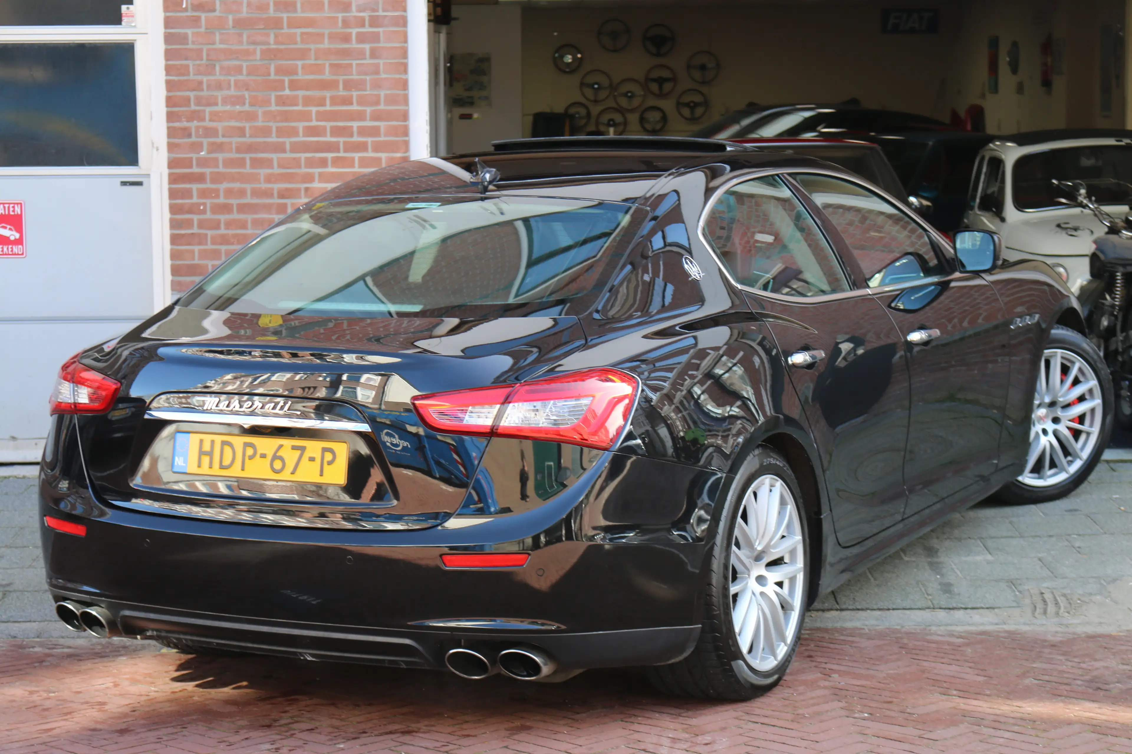 Maserati Ghibli 3.0 Biturbo S Q4 — photo 9
