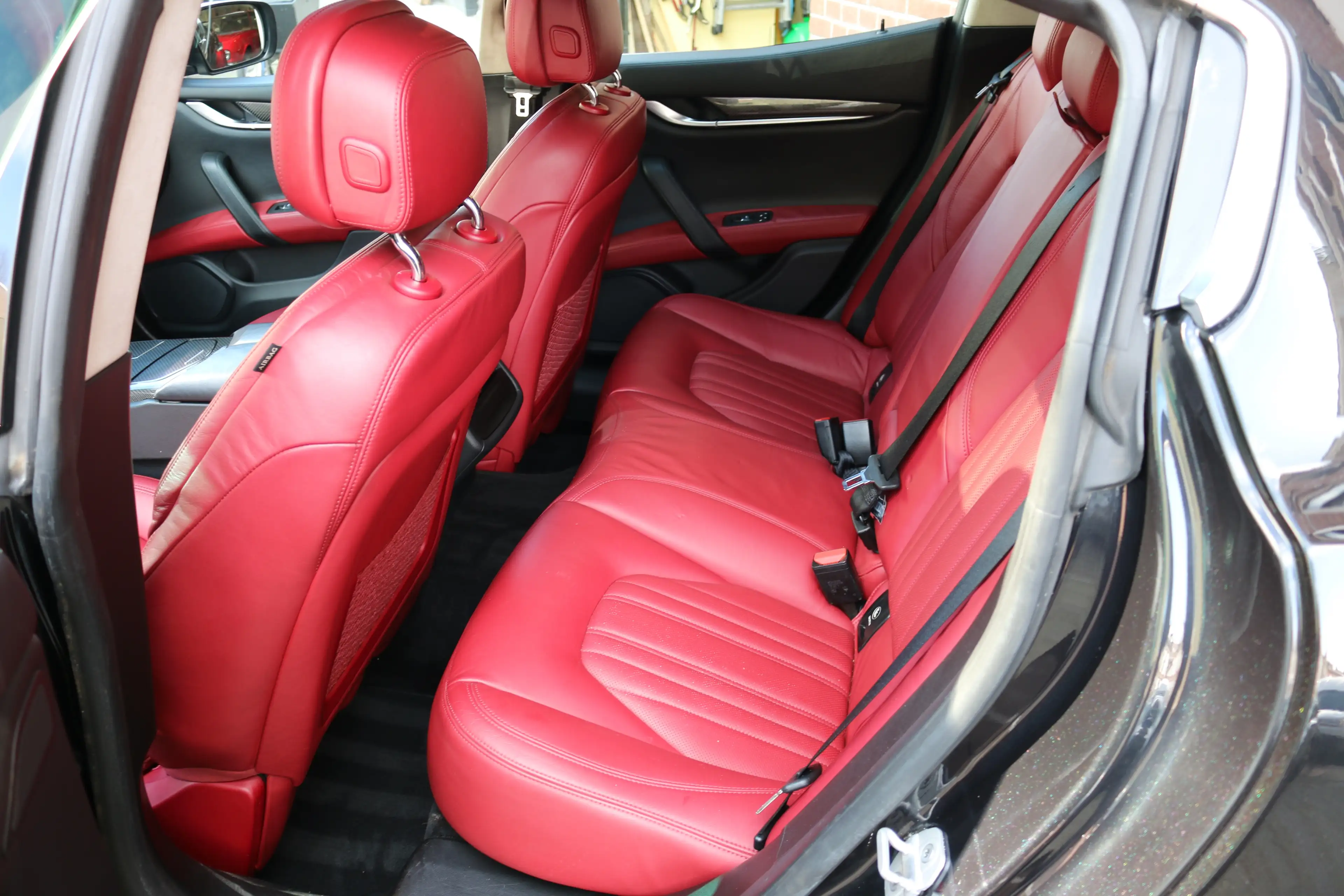 Maserati Ghibli 3.0 Biturbo S Q4 — photo 14