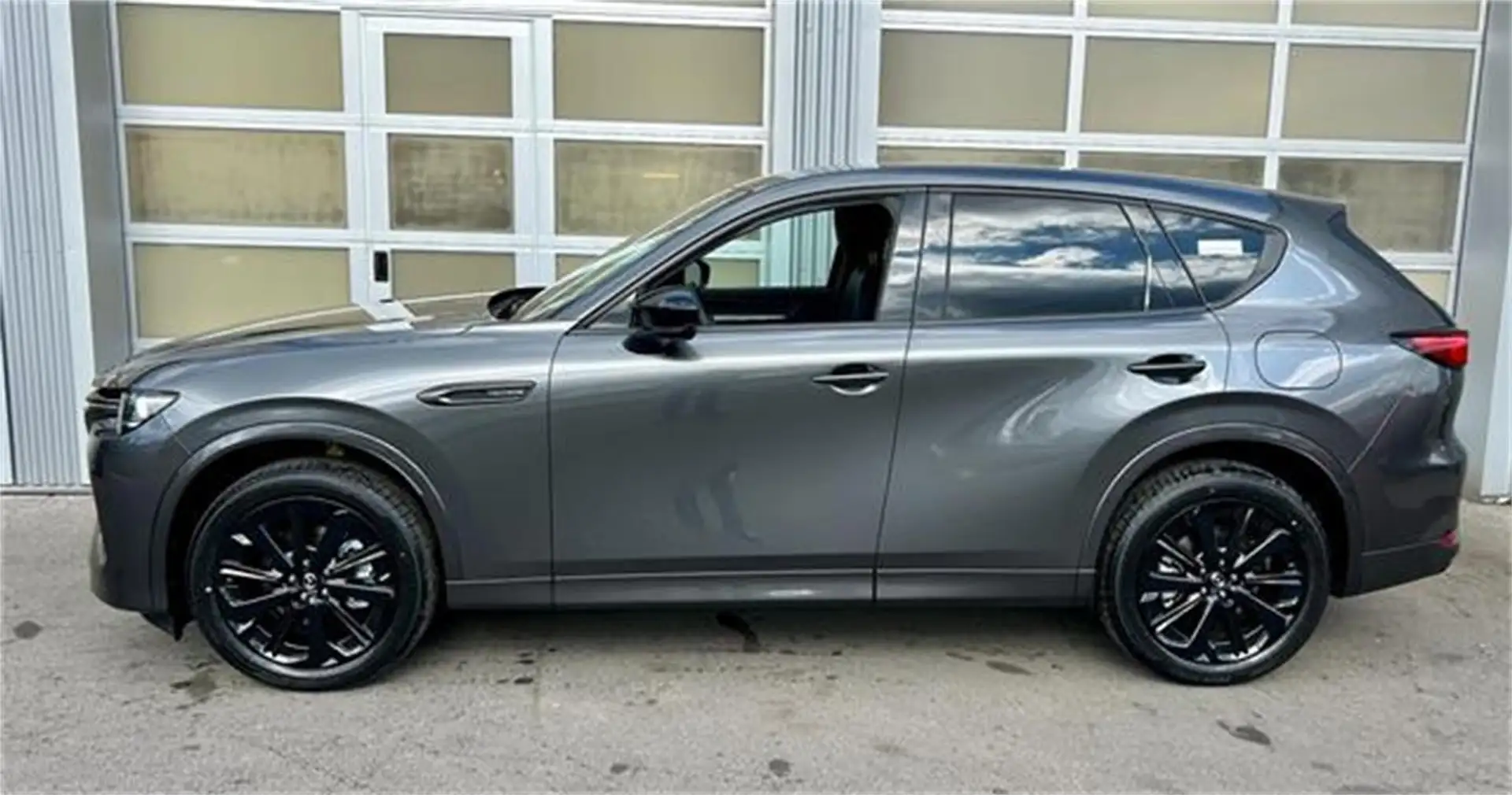Mazda CX-60 3.3L e-SKYACTIV D AWD HOMURA Aut. 6 Zylinder Grau - 2