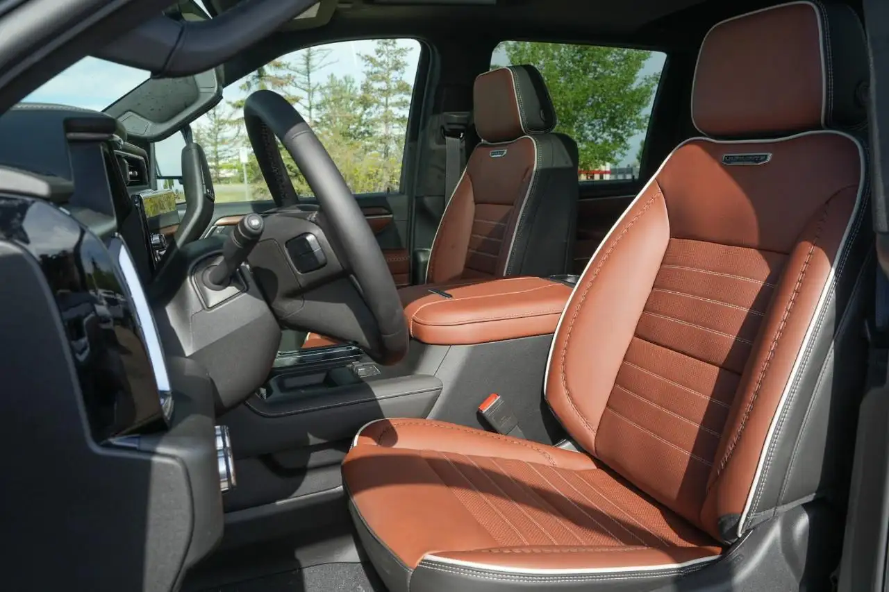 GMC Sierra 3500HD снимка GMC Sierra 3500HD