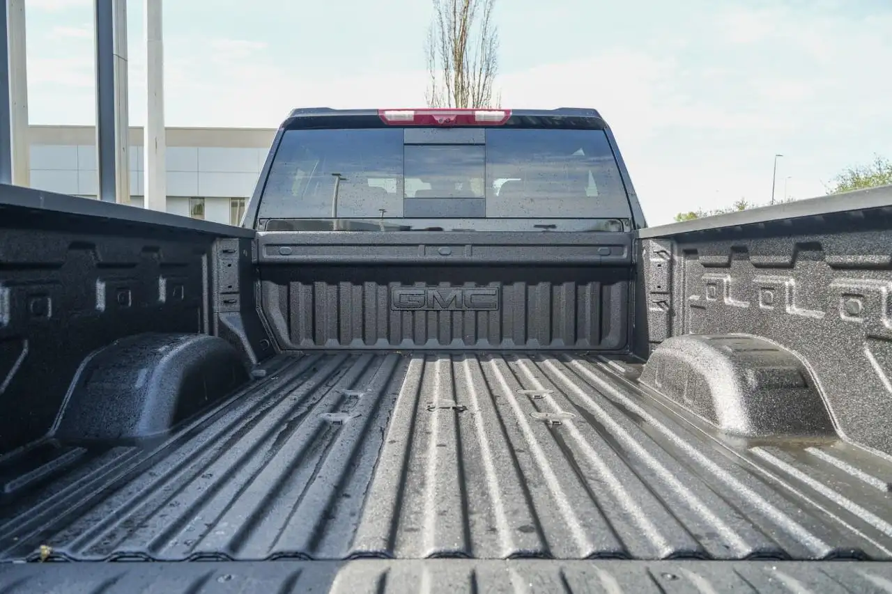 GMC Sierra 3500HD снимка GMC Sierra 3500HD