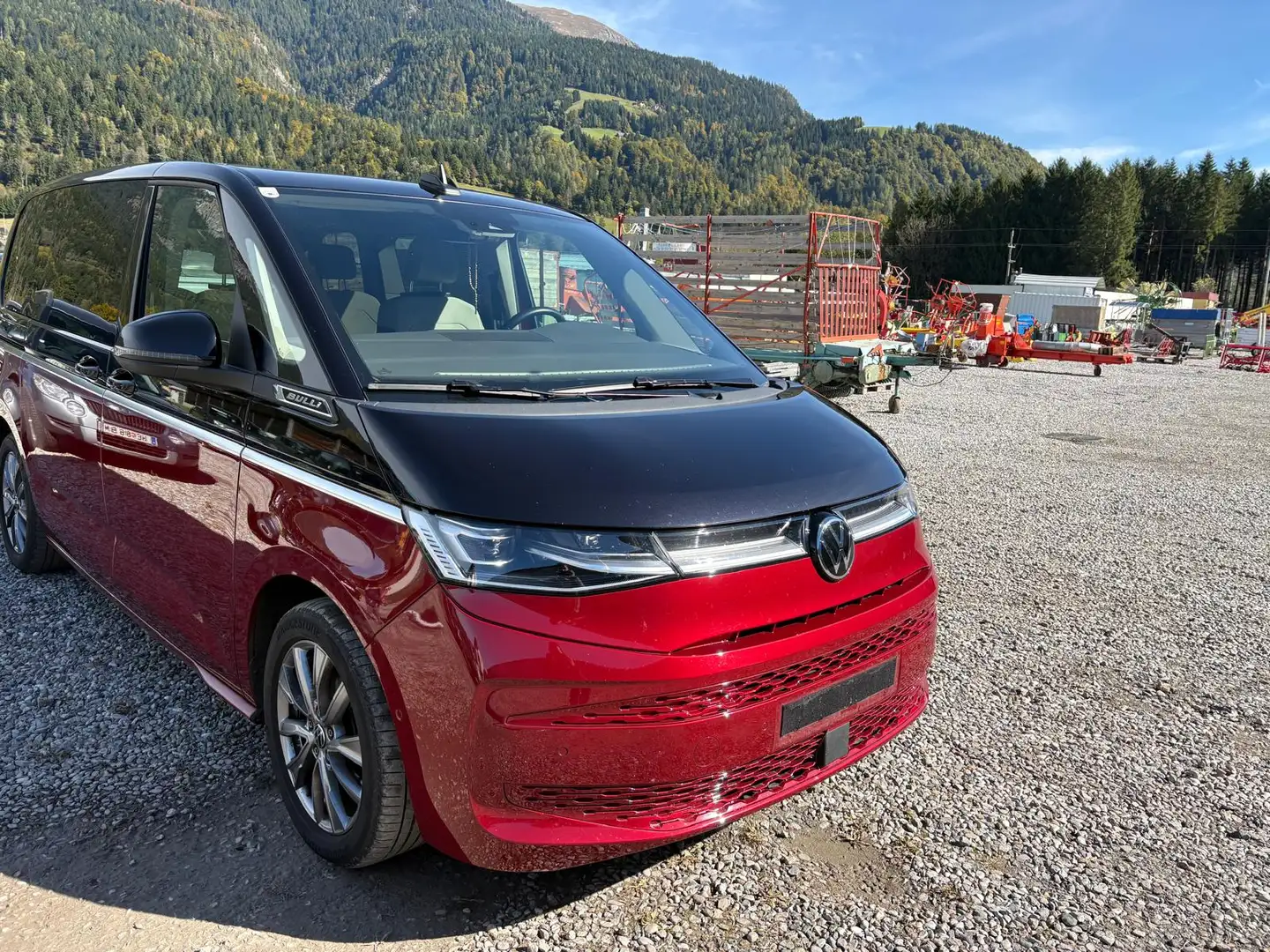 Volkswagen T7 Multivan Style 2,0 Benzin TSI kein Hybrid Schwarz - 1