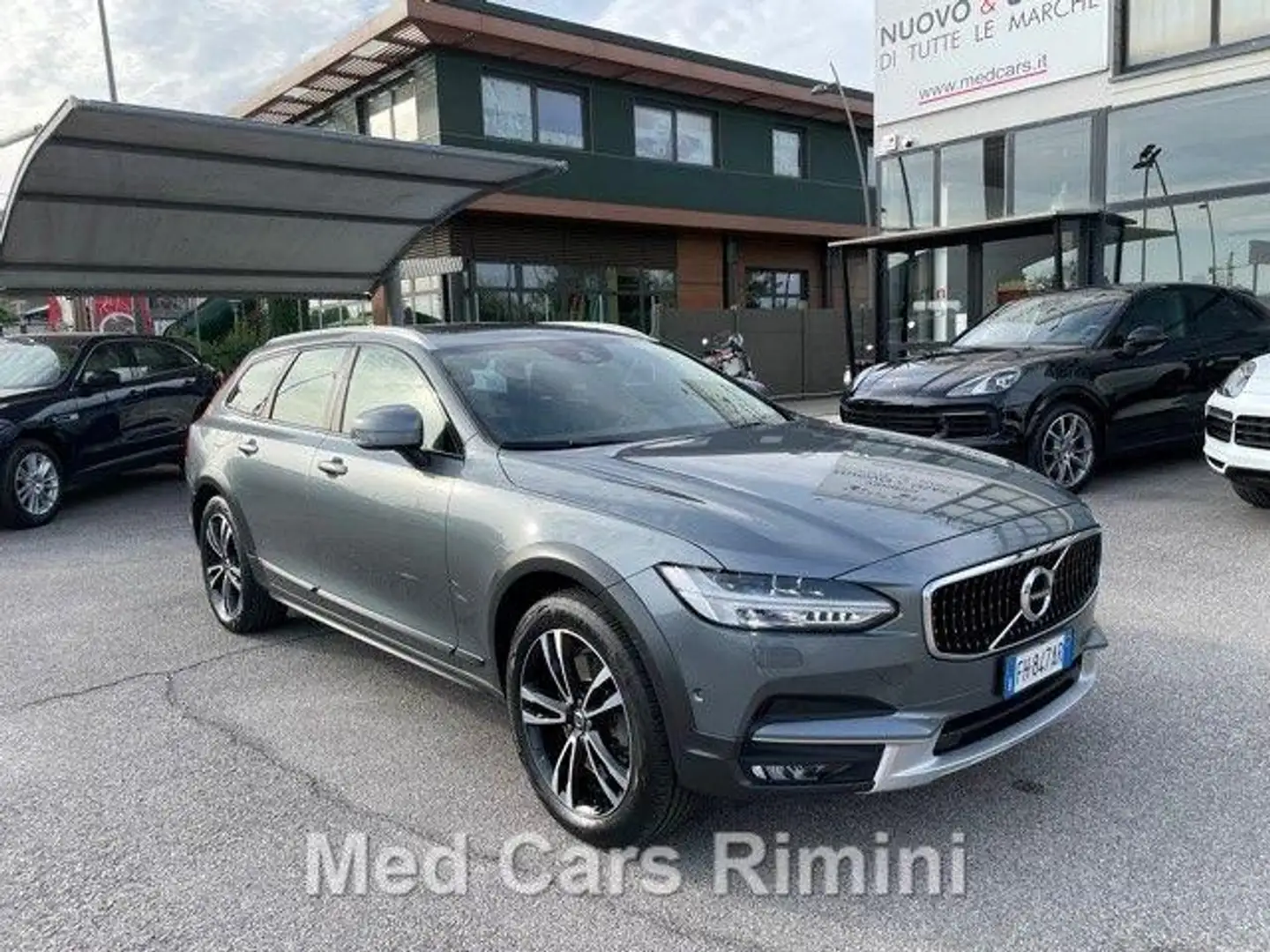 Volvo V90 CROSS COUNTRY D5 AWD GEARTRONIC INSCRIPTION / IVA Gris - 1