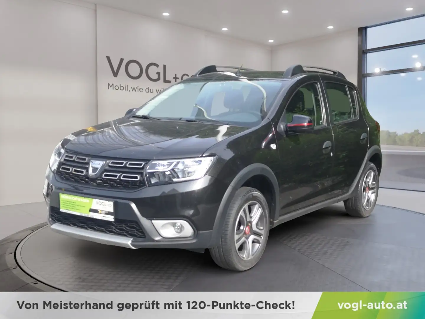 Dacia Sandero Stepway Charisma TCe90 Schwarz - 1