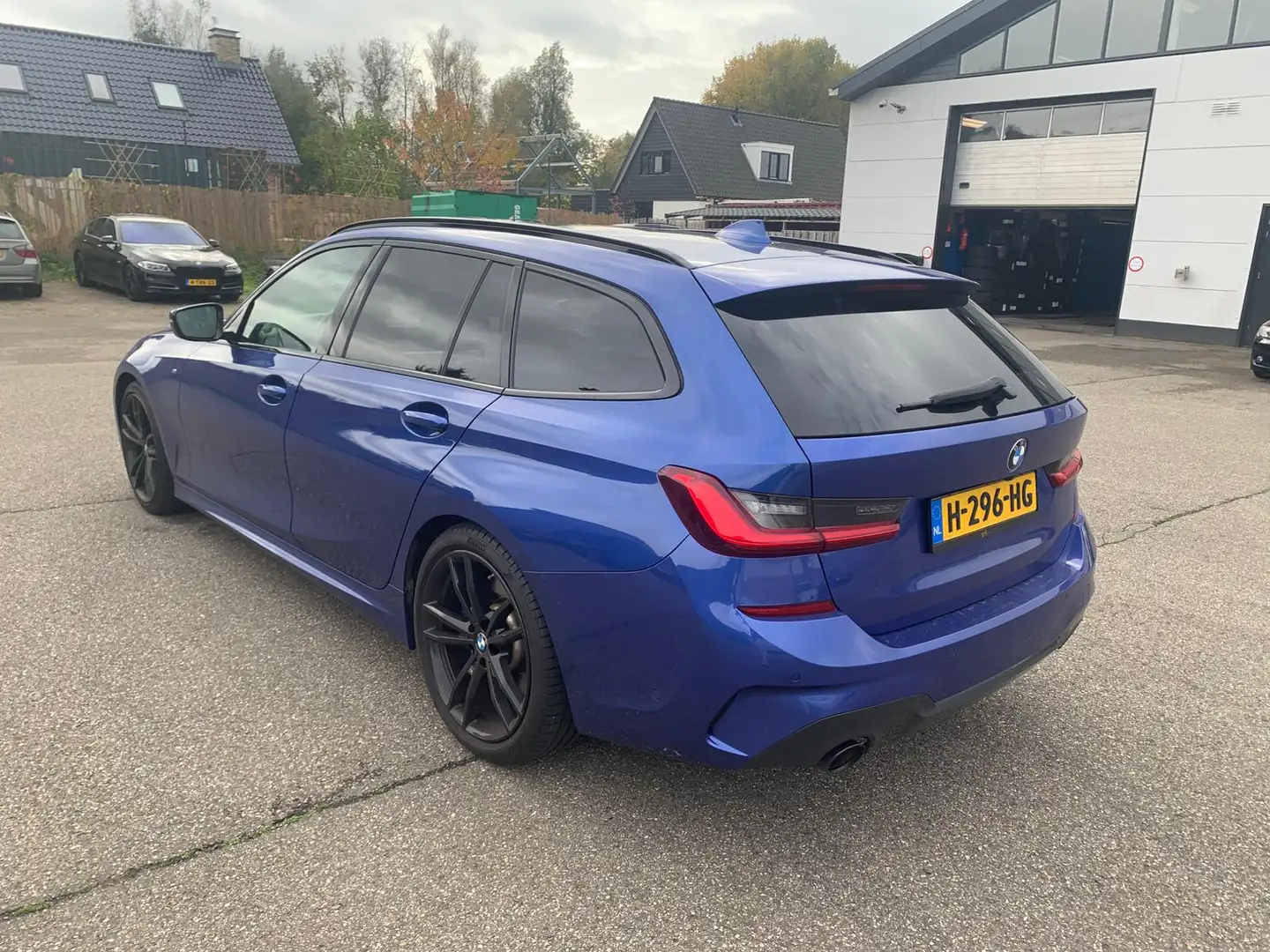 BMW 330 3-serie Touring 330i High Executive | Panoramadak Bleu - 2