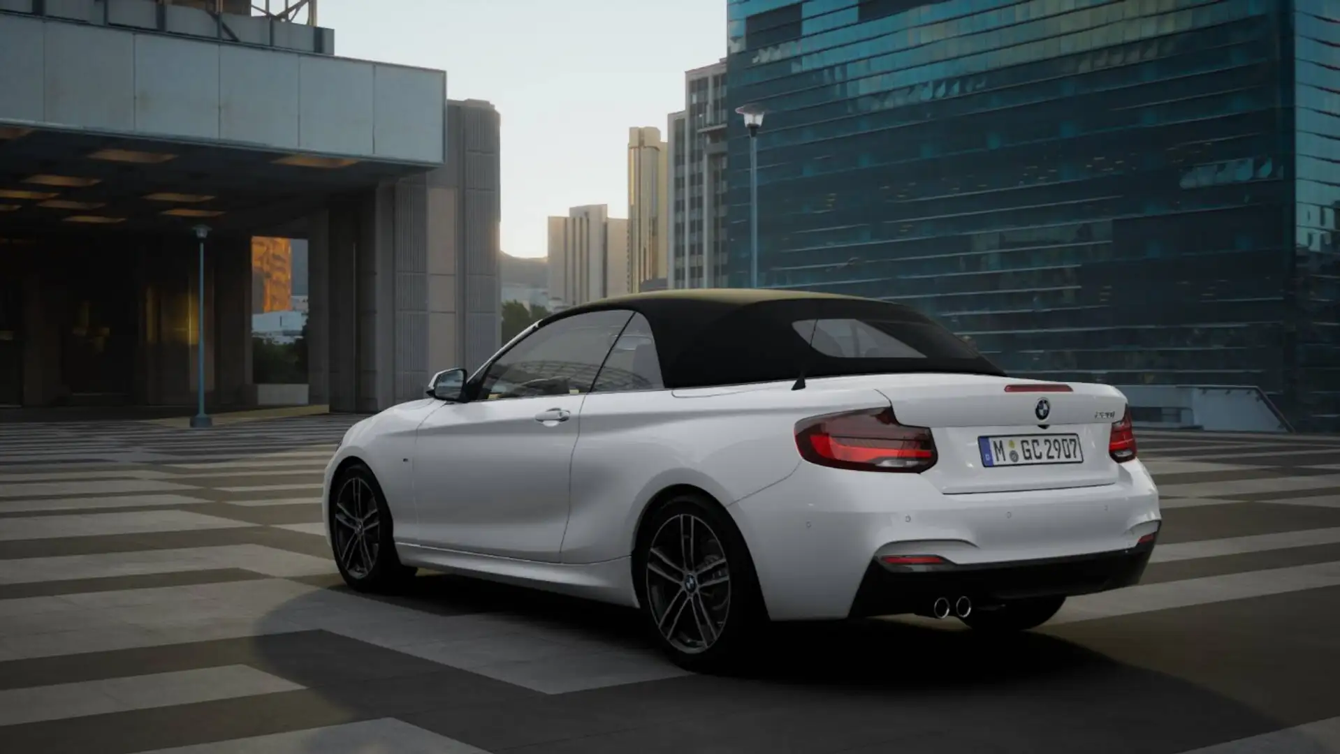 BMW 220 i Cabrio Aut. ///M-Sport NaviProf. Lenkradhzg. Weiß - 2