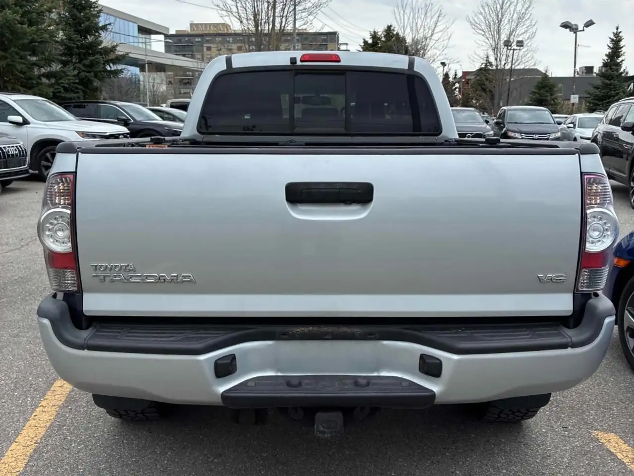 Toyota Tacoma снимка Toyota Tacoma