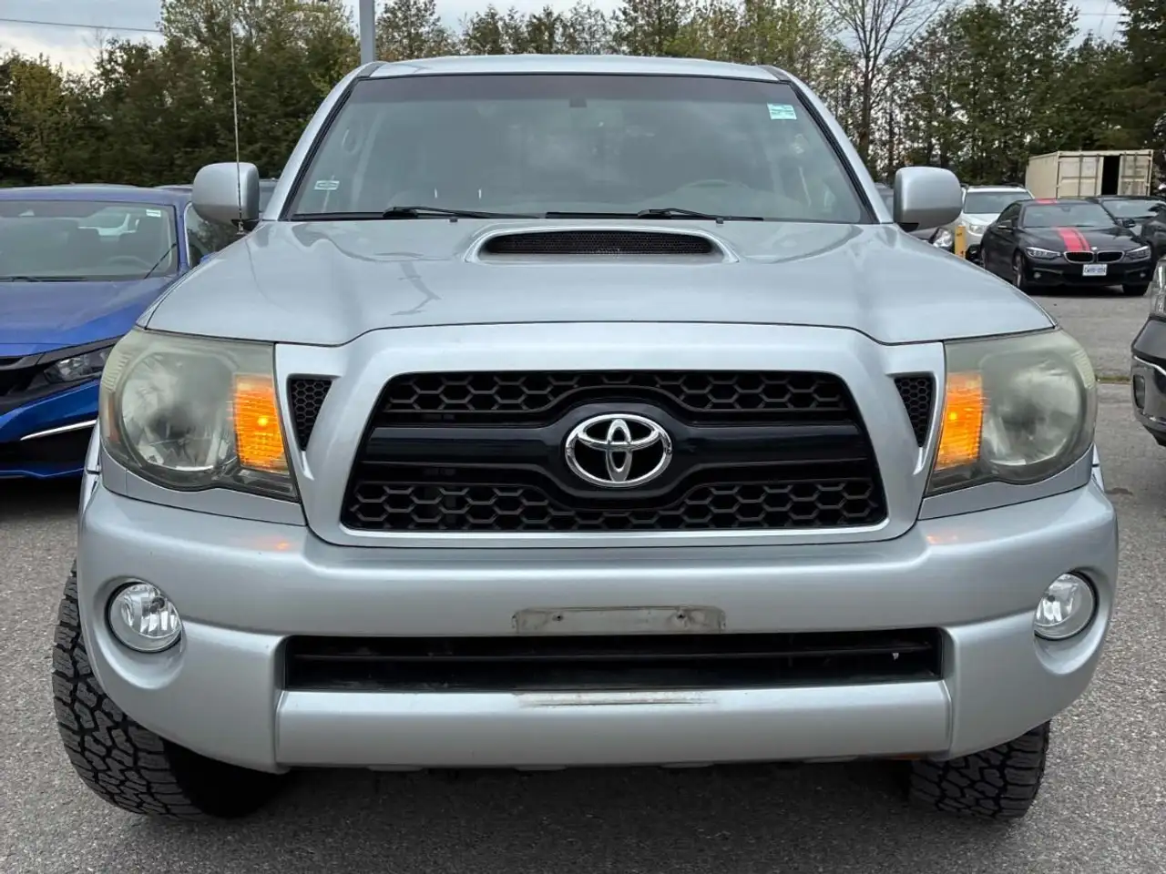 Toyota Tacoma снимка Toyota Tacoma