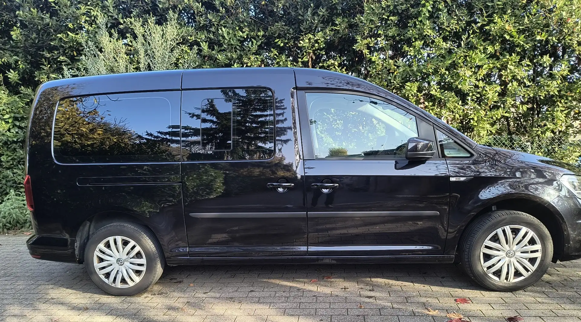 Volkswagen Caddy 1,4 Metano - 7 Posti Maxi Nero - 2