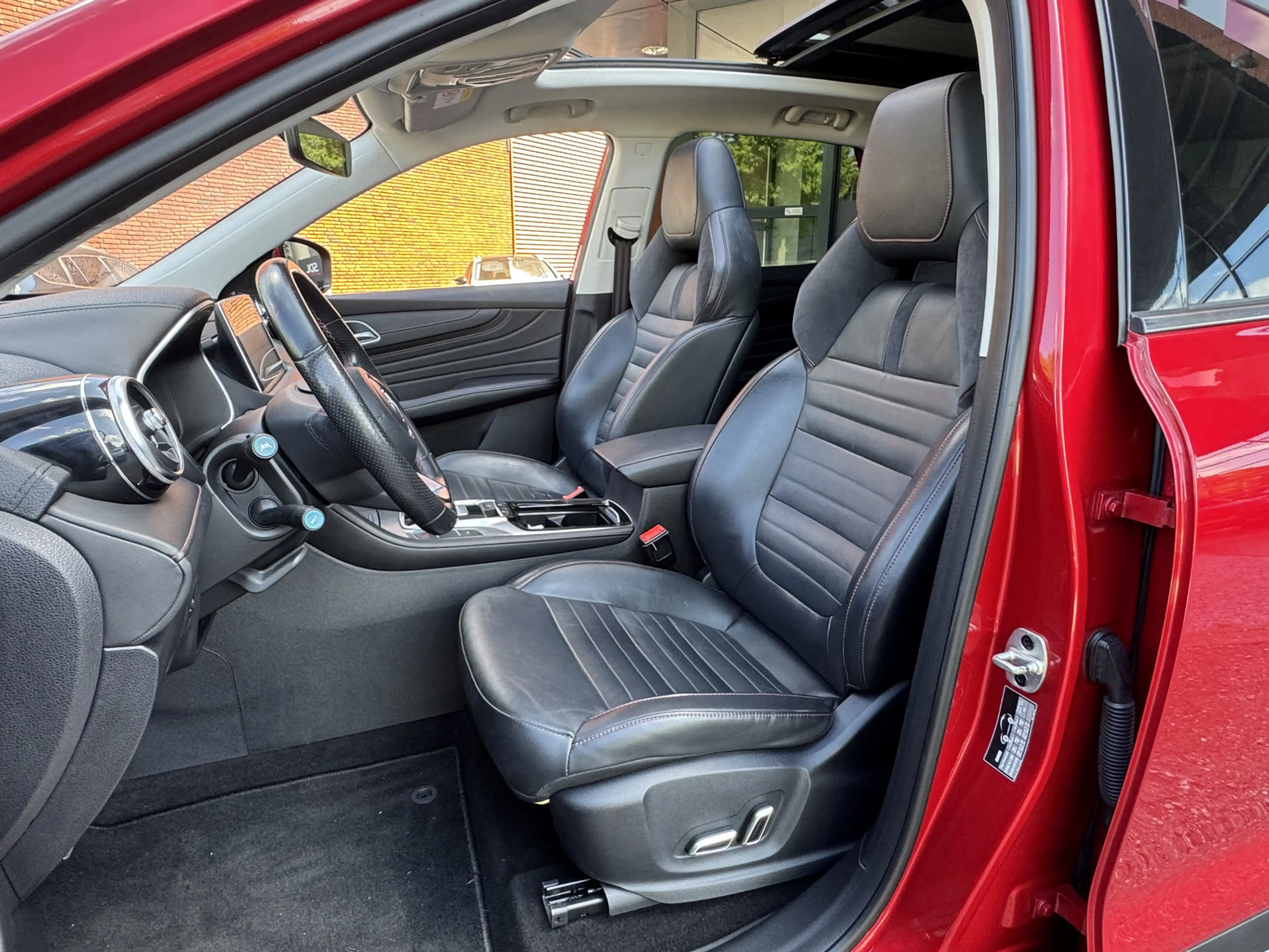 MG EHS 1.5 TGDI Luxury // SCHUIF-KANTELDAK // 360 CAMERA — photo 11