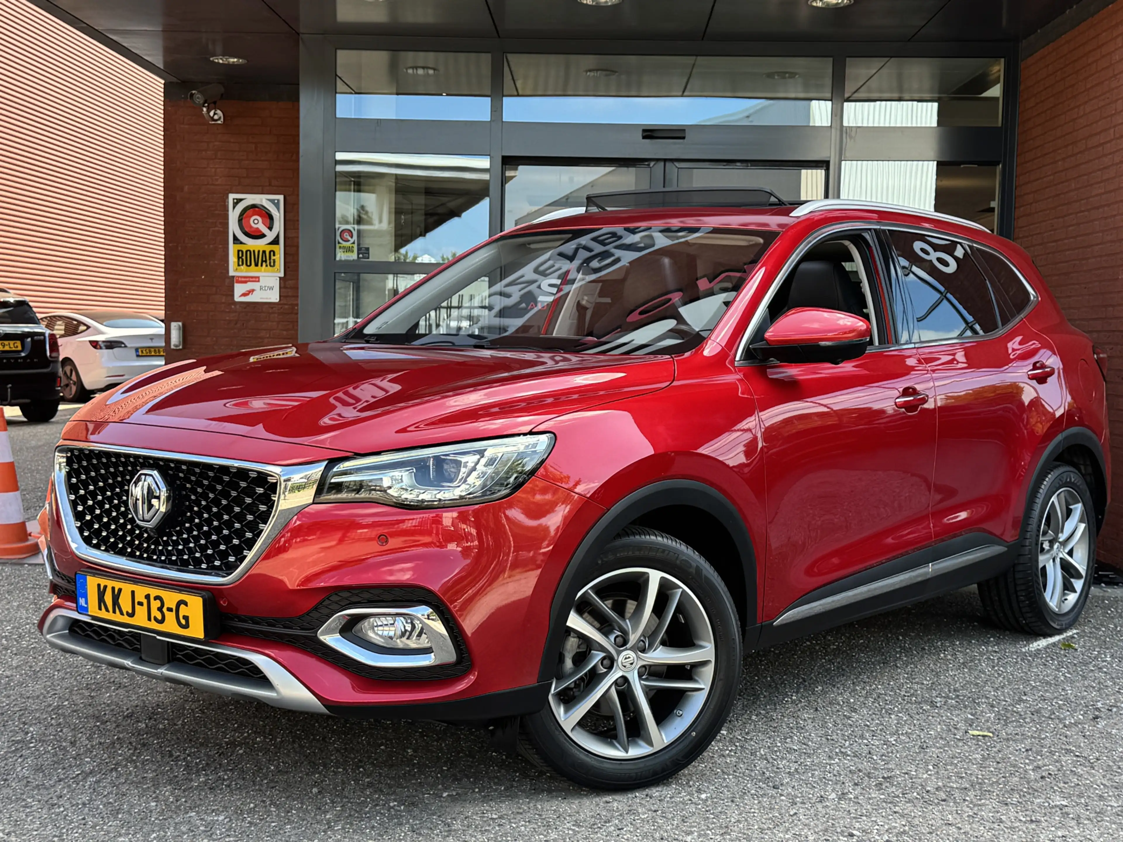 MG EHS 1.5 TGDI Luxury // SCHUIF-KANTELDAK // 360 CAMERA — photo 2