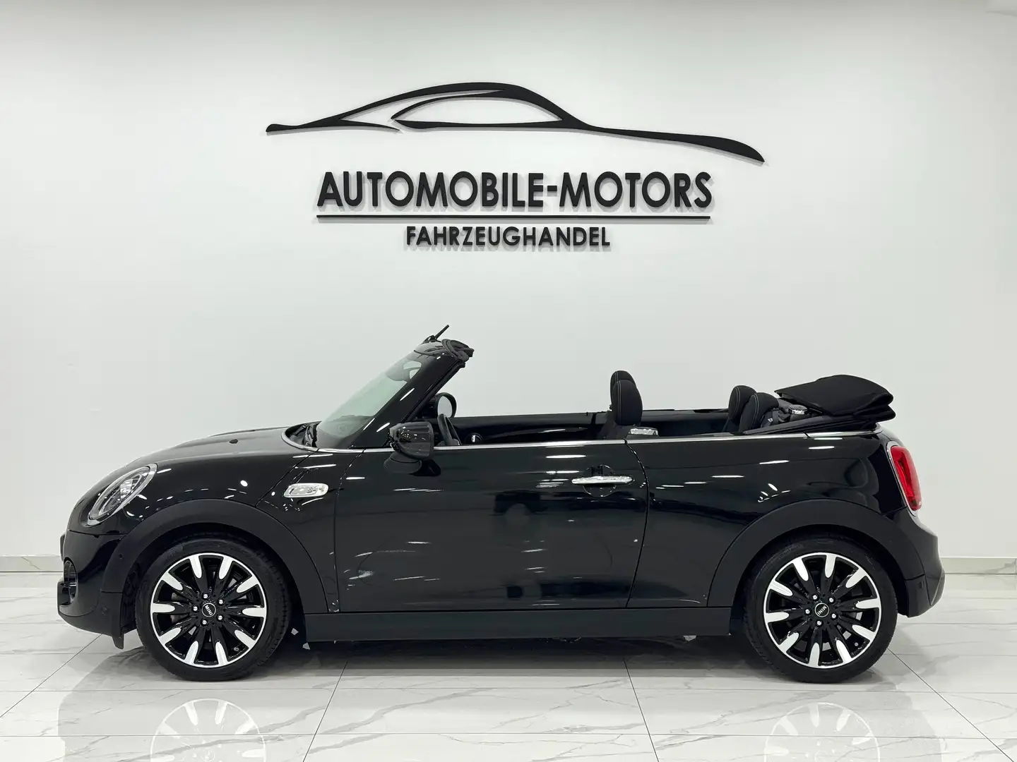 MINI Cooper S Cabrio Cooper S/LED/NAVI/17Zoll/Top Zustand Schwarz - 1