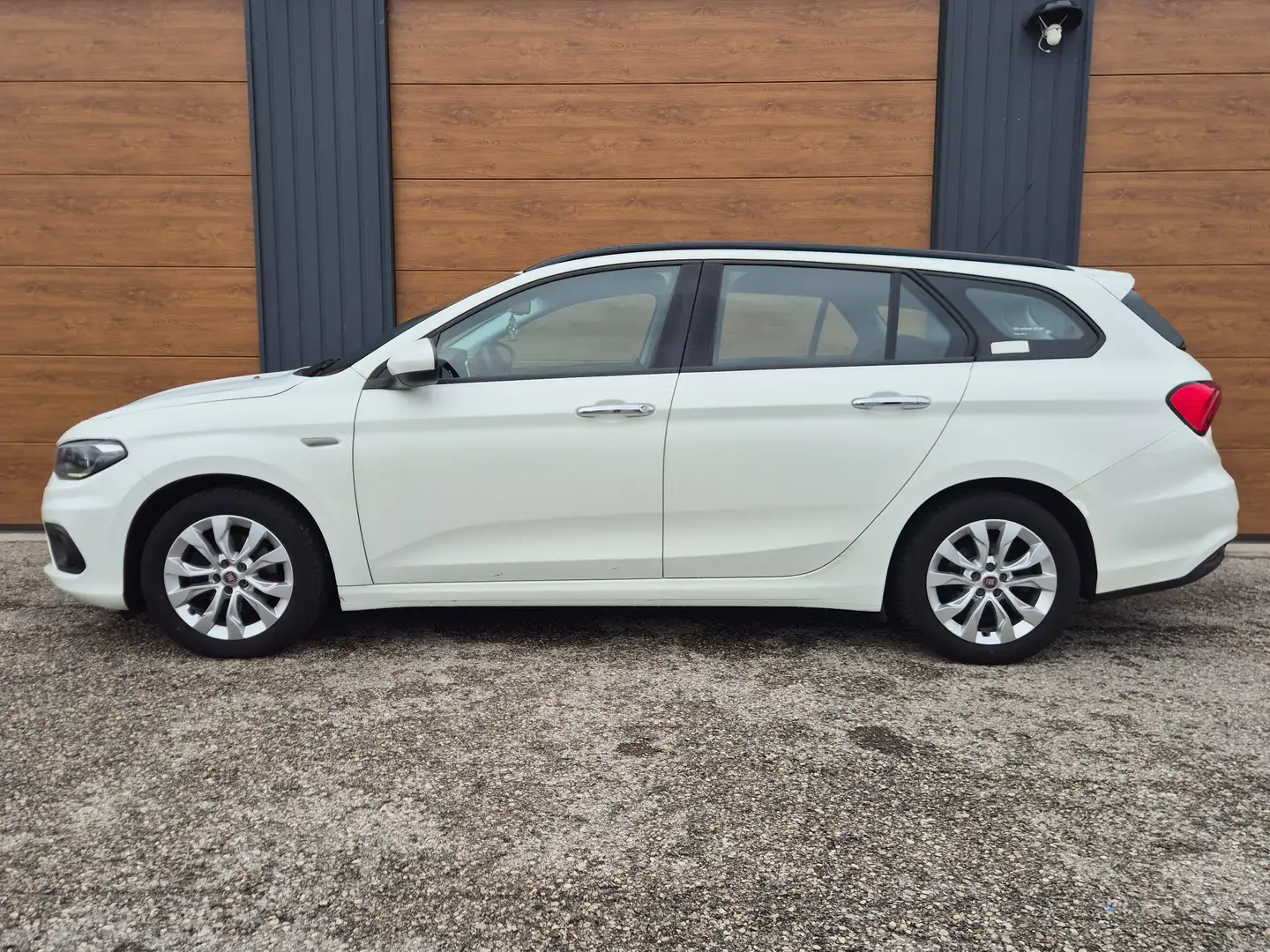 Fiat Tipo Tipo 1,4 T-Jet 120 Start Weiß - 1