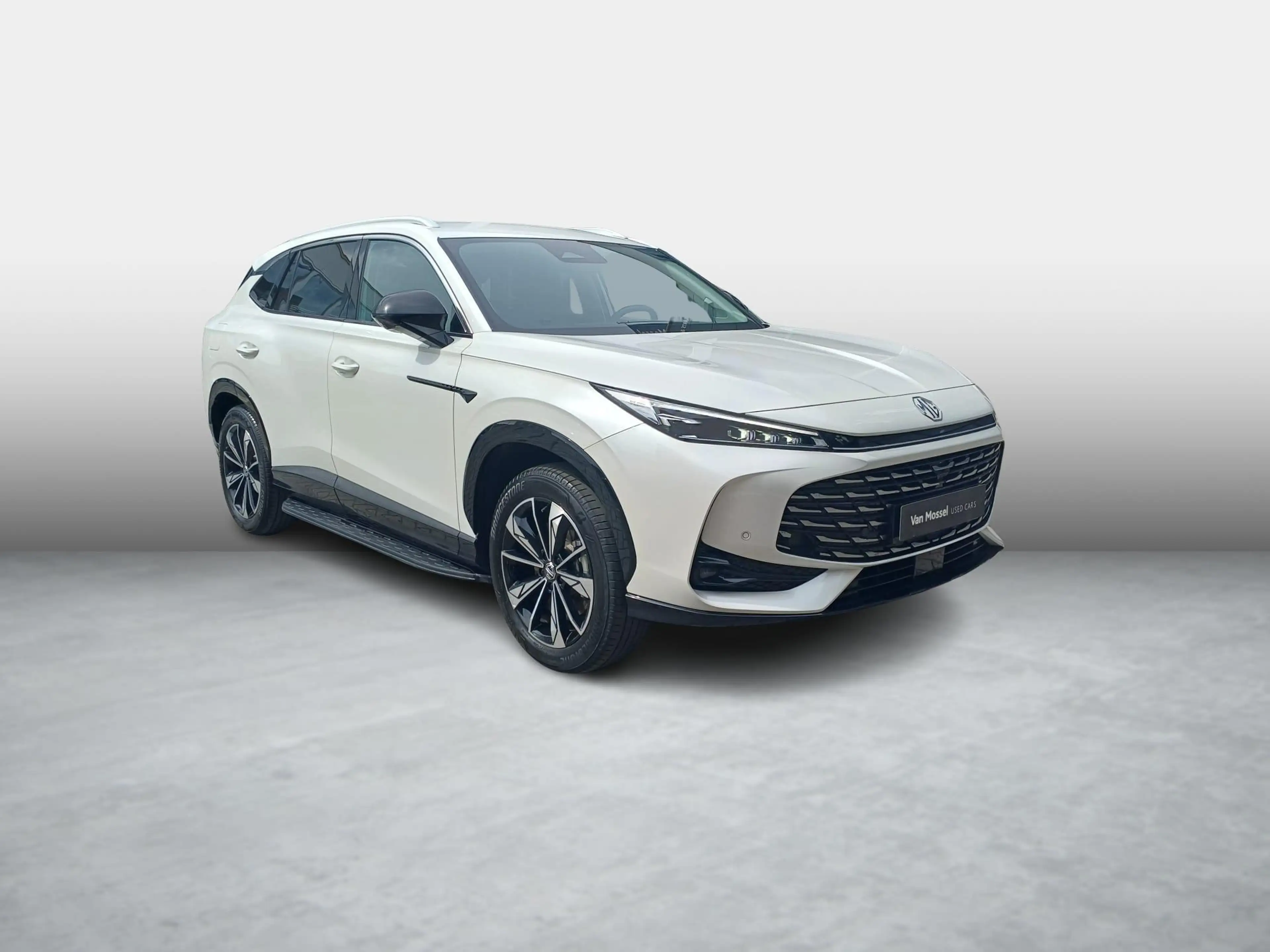 MG HS MG PHEV 1.5 Luxury — photo 10