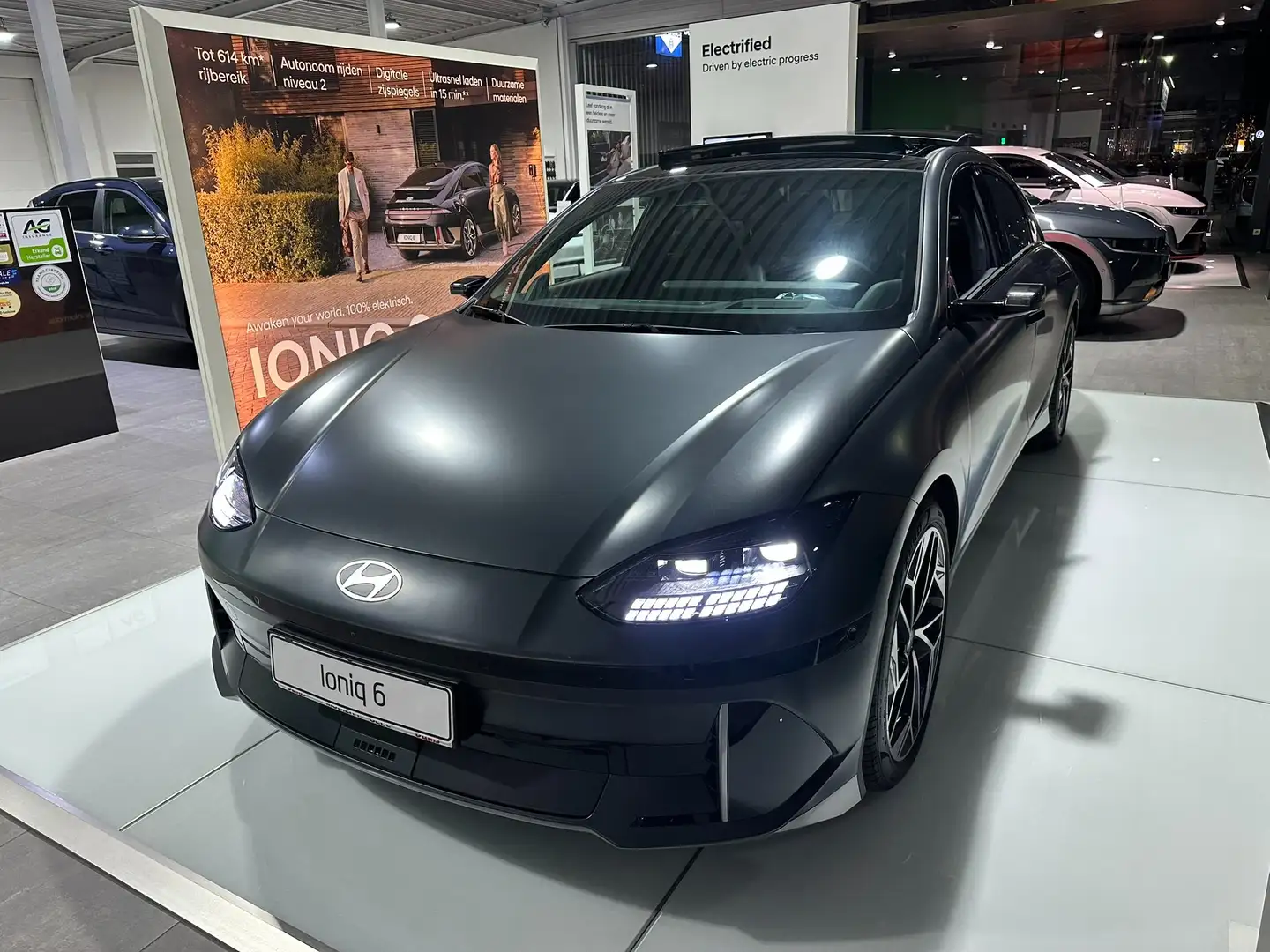 Hyundai IONIQ 6 77.4 kWh Balance VISION Gris - 1