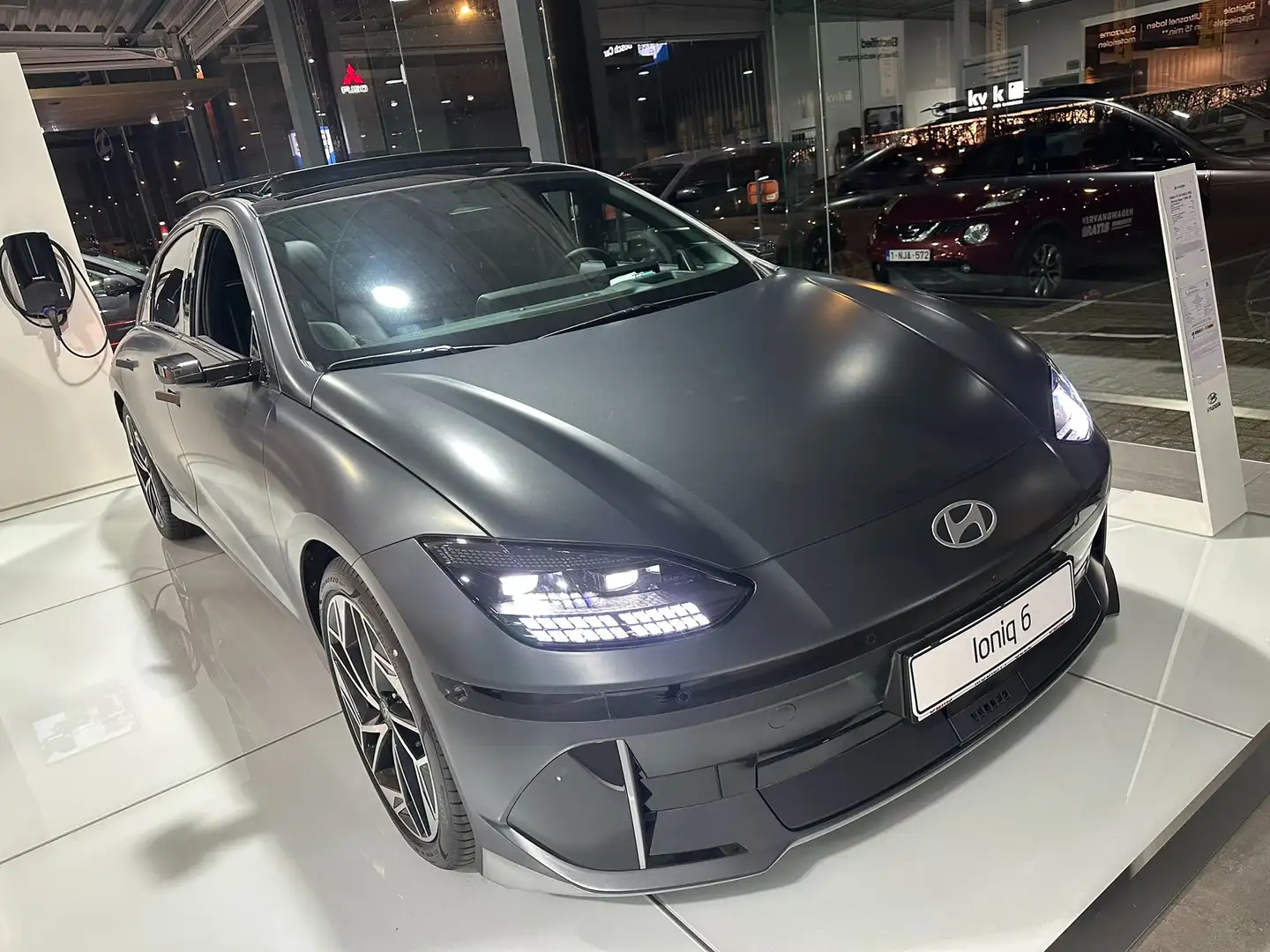 Hyundai IONIQ 6 77.4 kWh Balance VISION Gris - 2