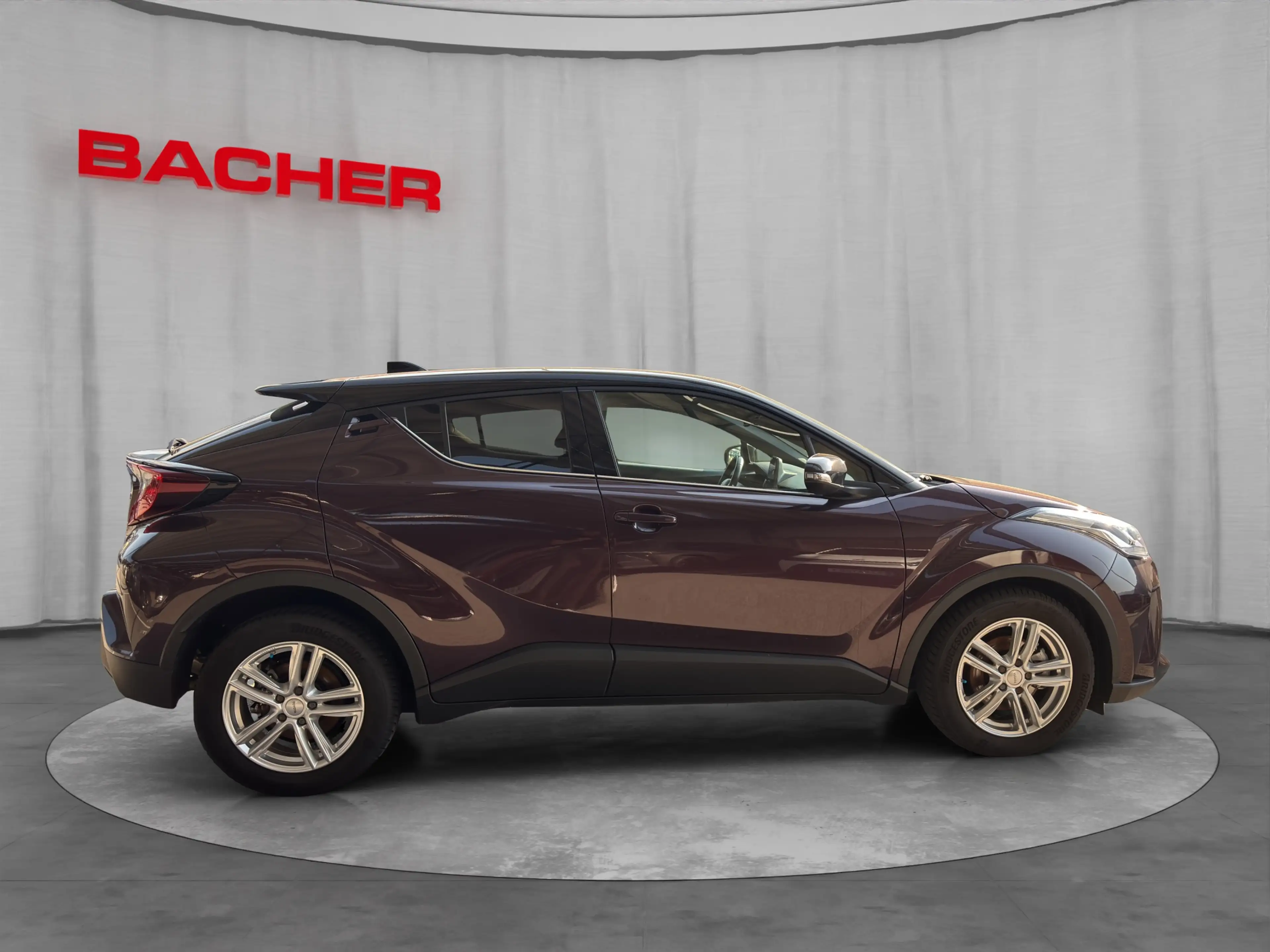 Toyota C-HR C-HR - 1,8 l Hybrid 4x2 Active Drive — photo 6