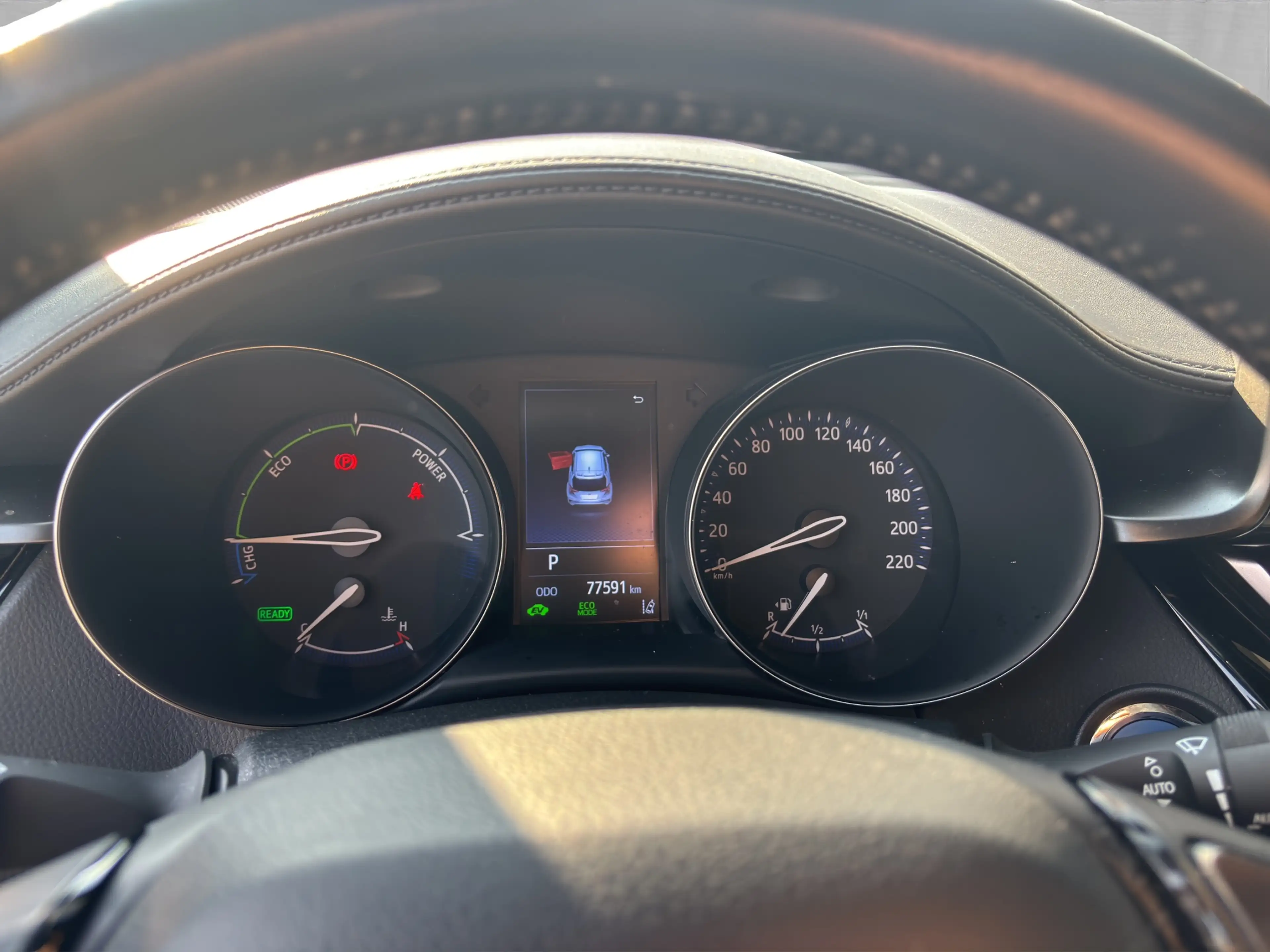 Toyota C-HR C-HR - 1,8 l Hybrid 4x2 Active Drive — photo 11