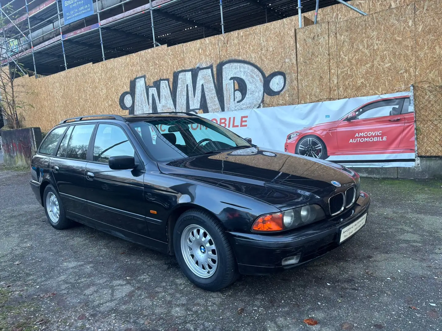 BMW 530 5er 530d touring Schwarz - 1