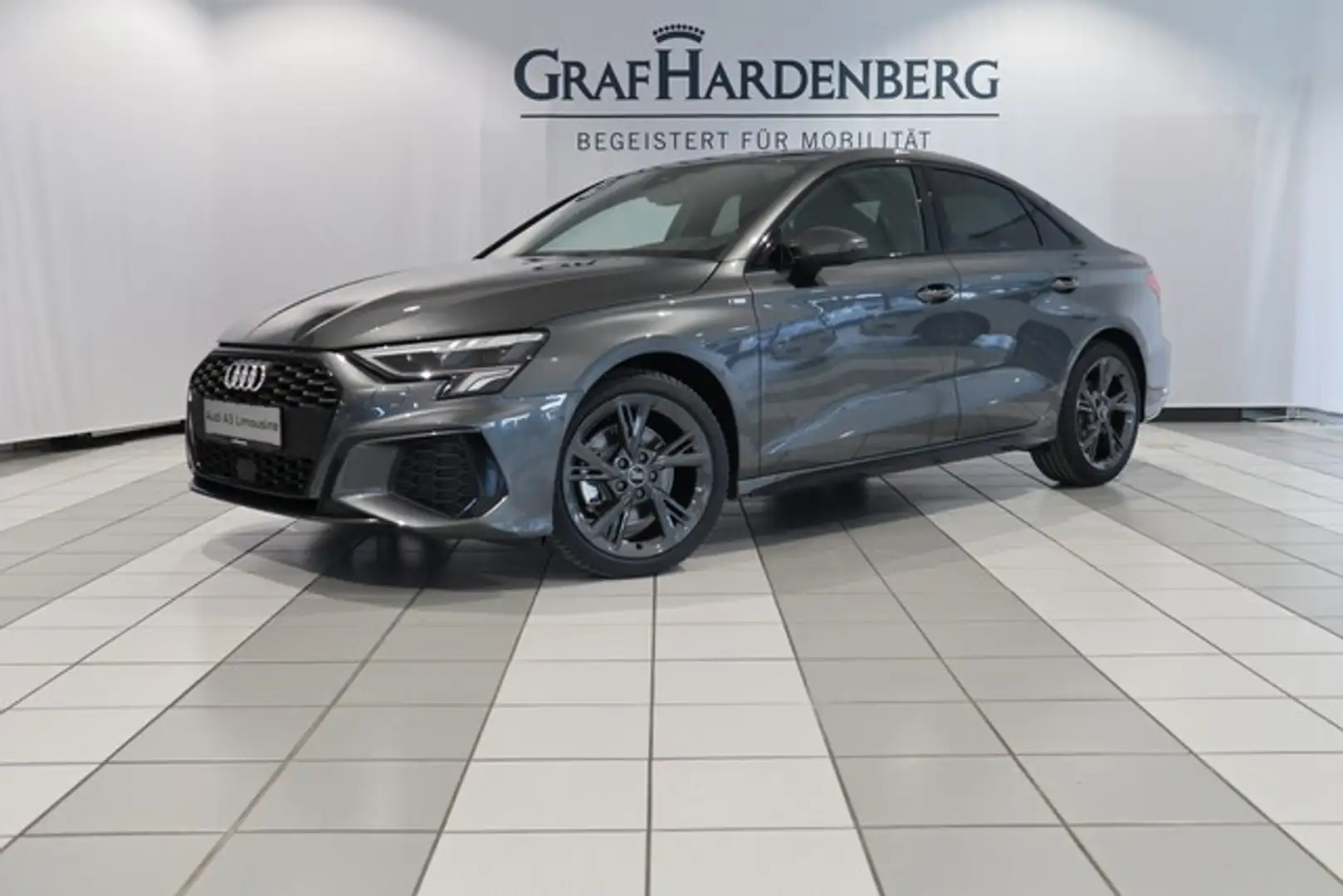 Audi A3 Limo 35 TFSI S tronic S line MMI Navi plus Grau - 1