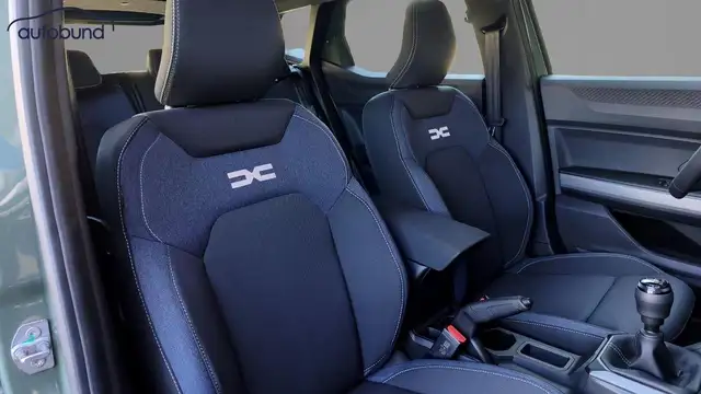 Dacia Duster view 6