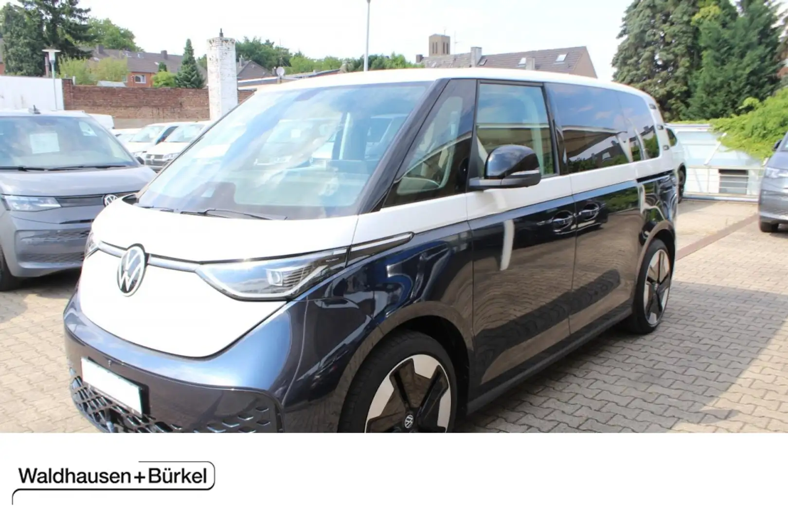 Volkswagen ID. Buzz PRO / AHK / STYLE PLUS / KEYLESS / VOLL Klima Blau - 1