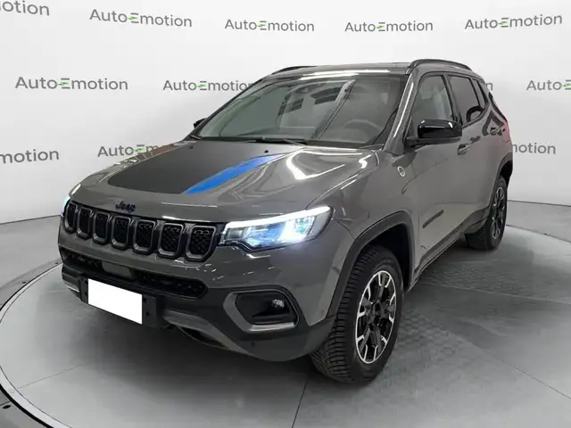 Jeep Compass 1.3 T4 240CV PHEV AT6 4xe Trailhawk